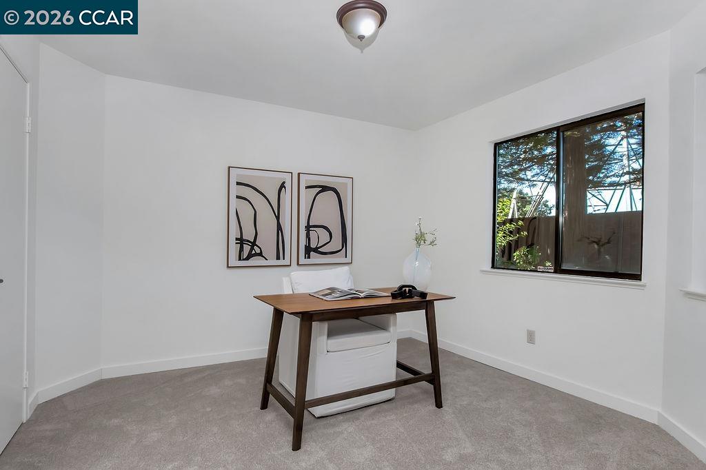 2200 Forsythia Way