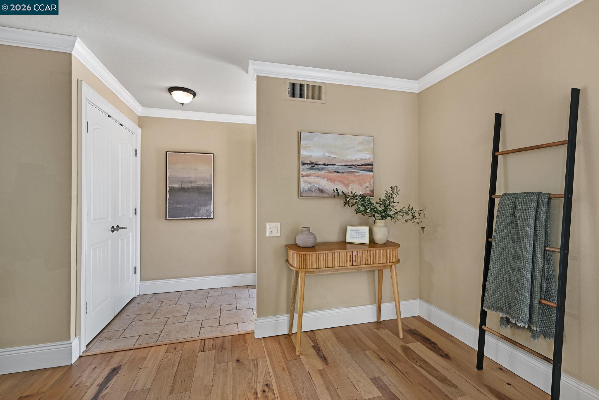 2233 Pine Knoll Dr Unit 4