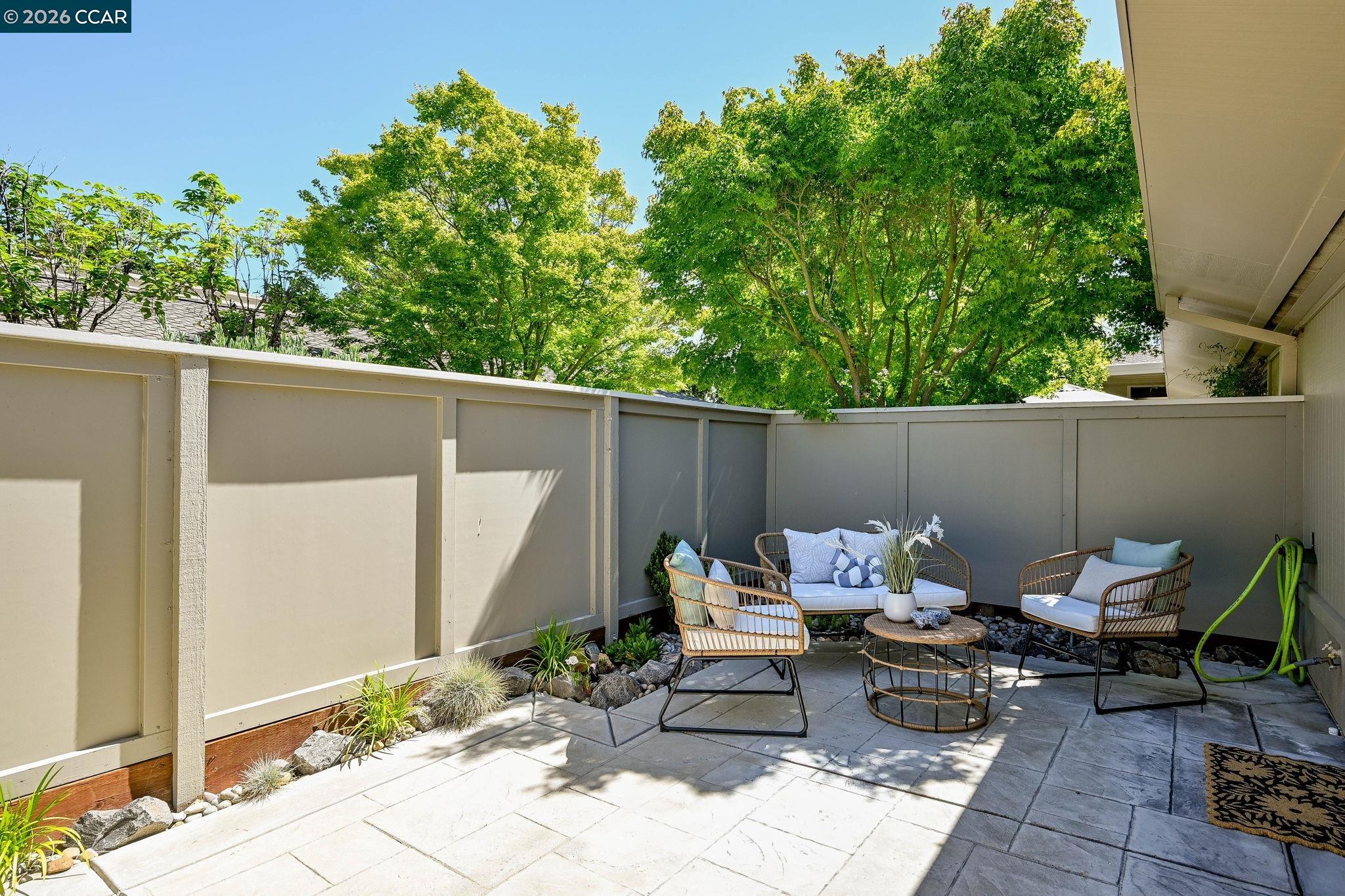 2233 Pine Knoll Dr Unit 4