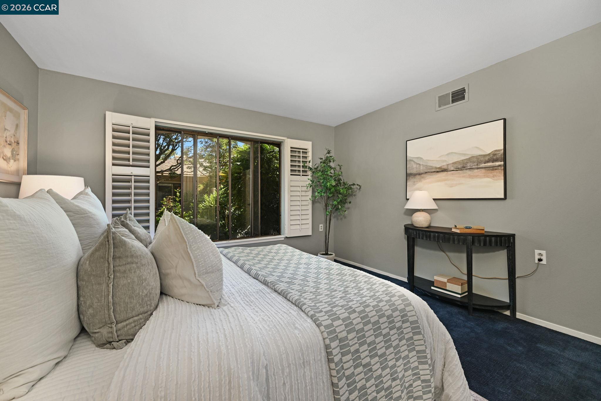 2233 Pine Knoll Dr Unit 4