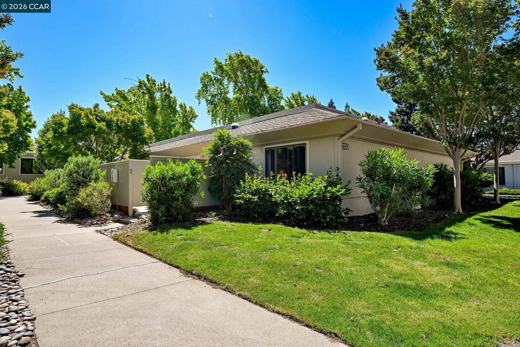 2233 Pine Knoll Dr Unit 4