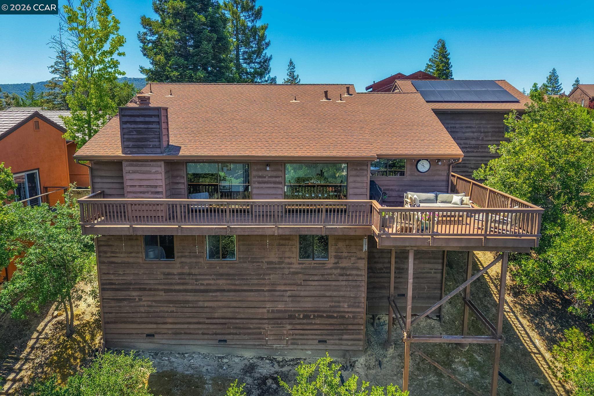 10 Swansea Ln