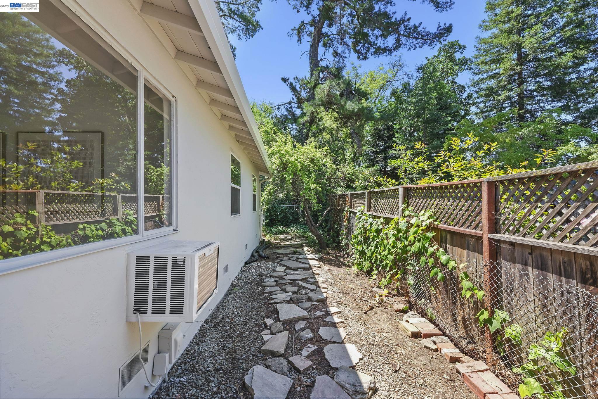 104 Hopeco Rd