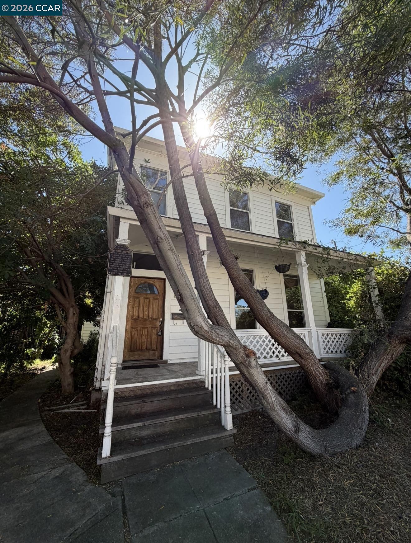 604 Berrellesa St