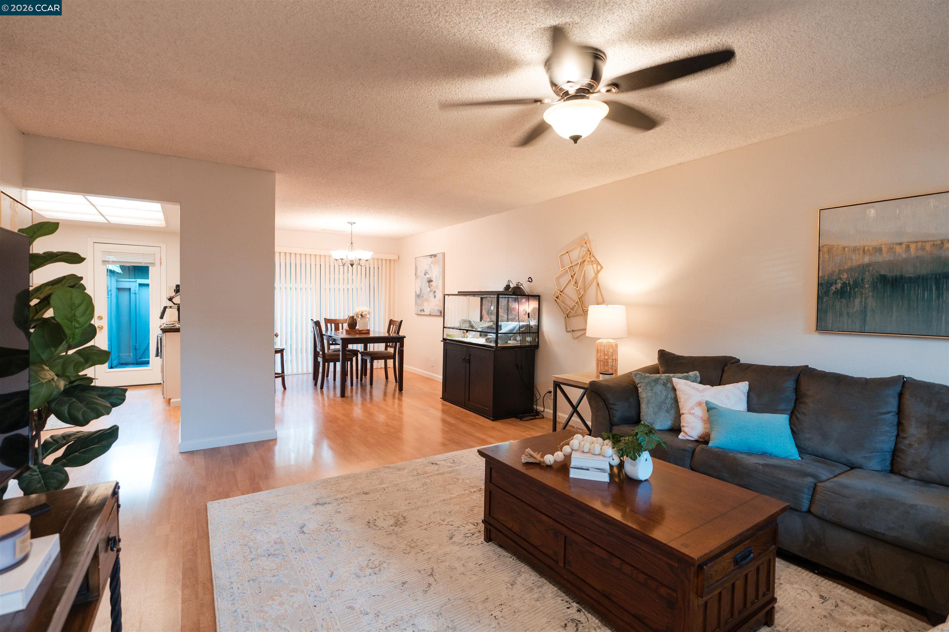 2717 Fountainhead Dr.