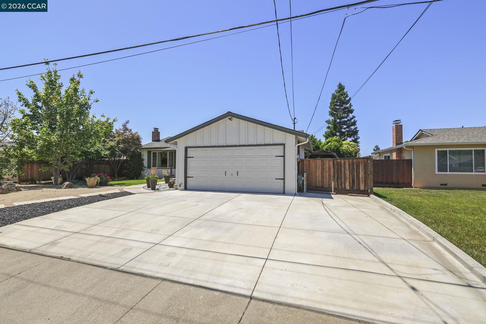 1346 Maryland Dr