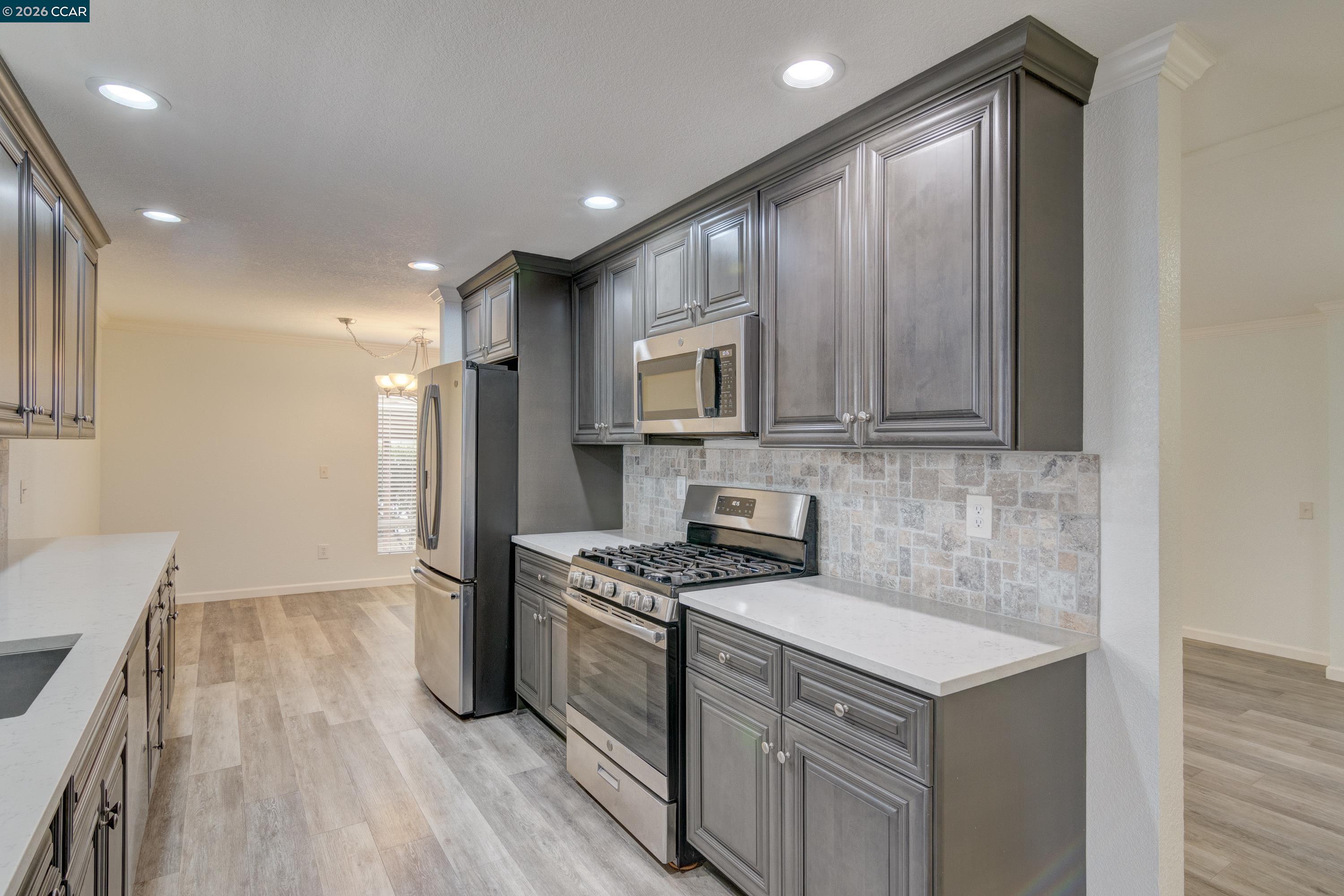 2287 Dalis Dr # 169