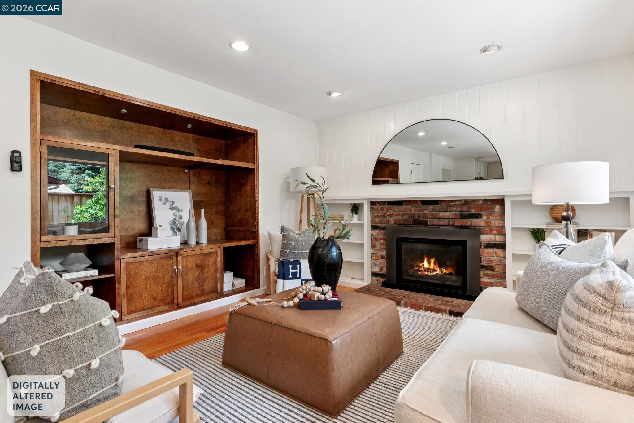 962 Oasis Dr