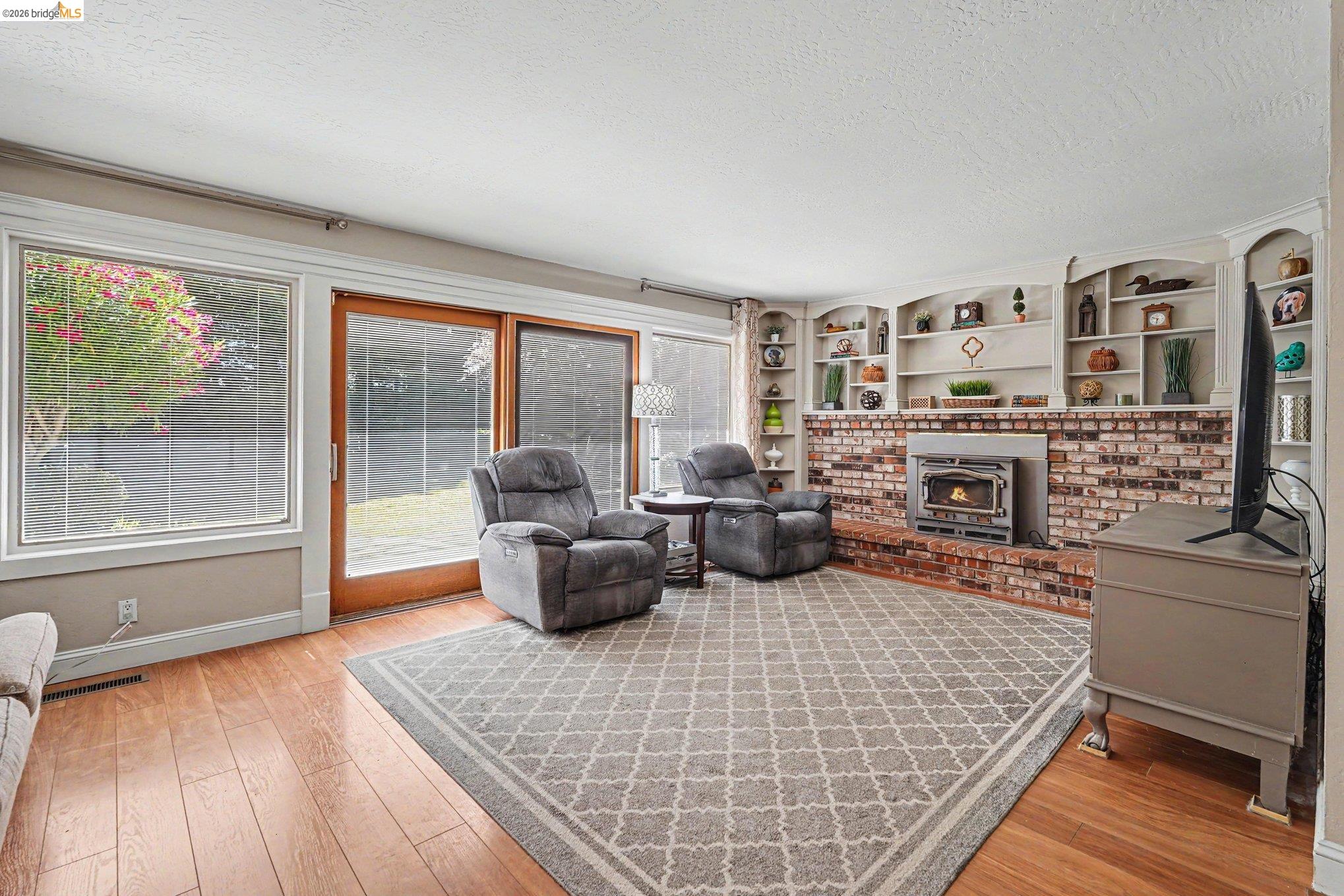 1915 Yellowstone Ct