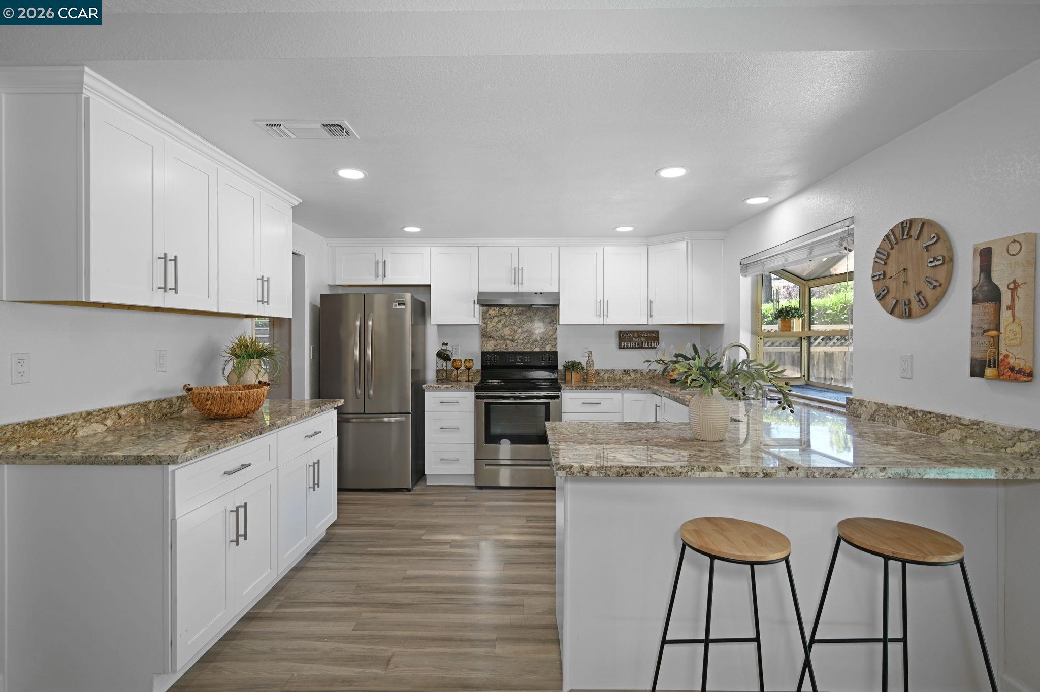 1284 Pinecrest Drive