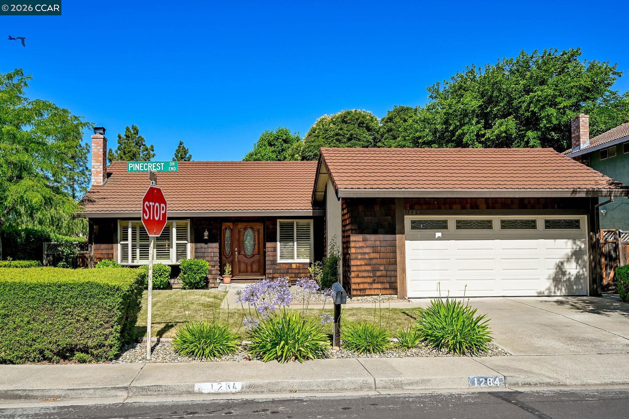 1284 Pinecrest Drive