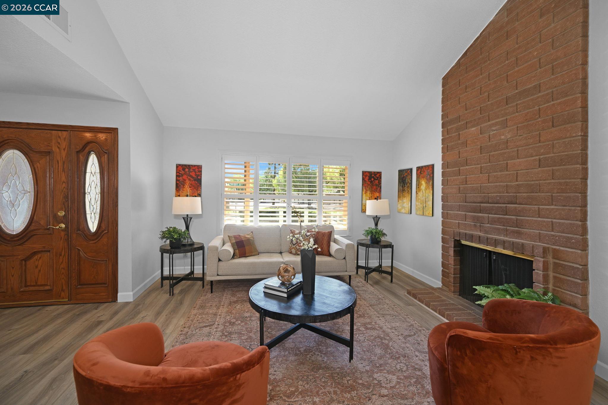 1284 Pinecrest Drive