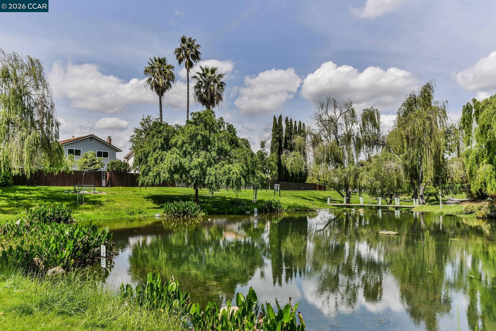 1284 Pinecrest Drive