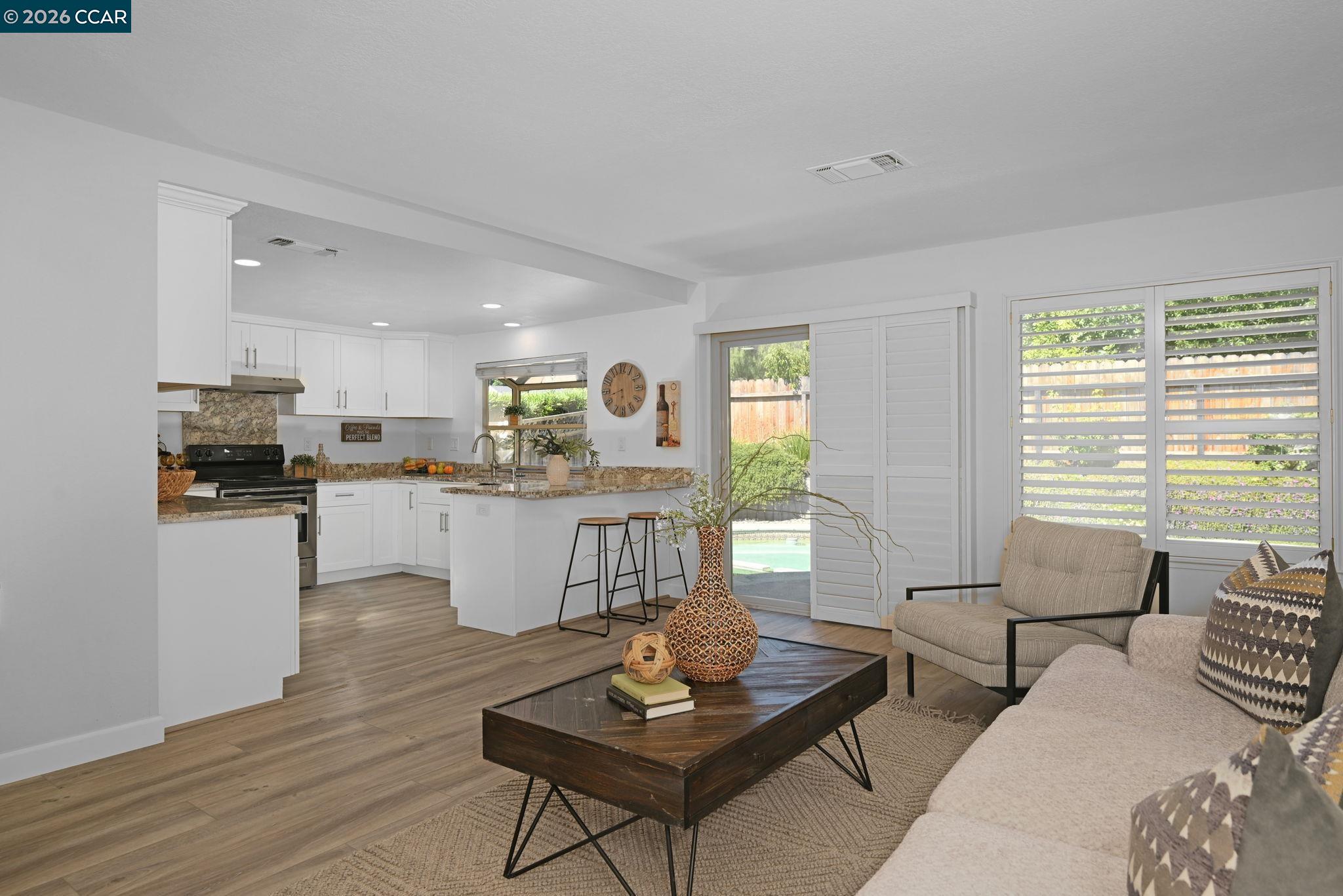 1284 Pinecrest Drive
