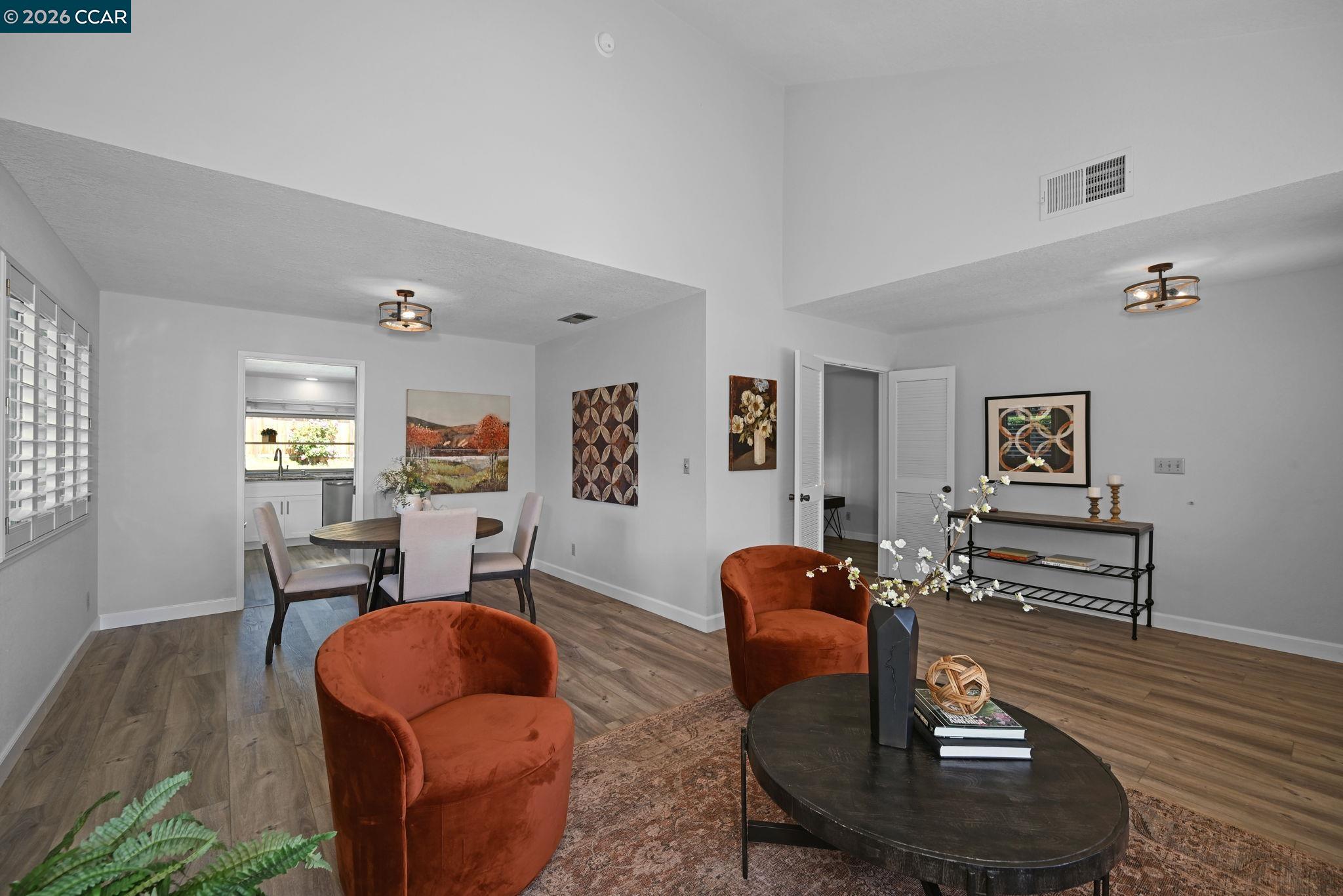 1284 Pinecrest Drive