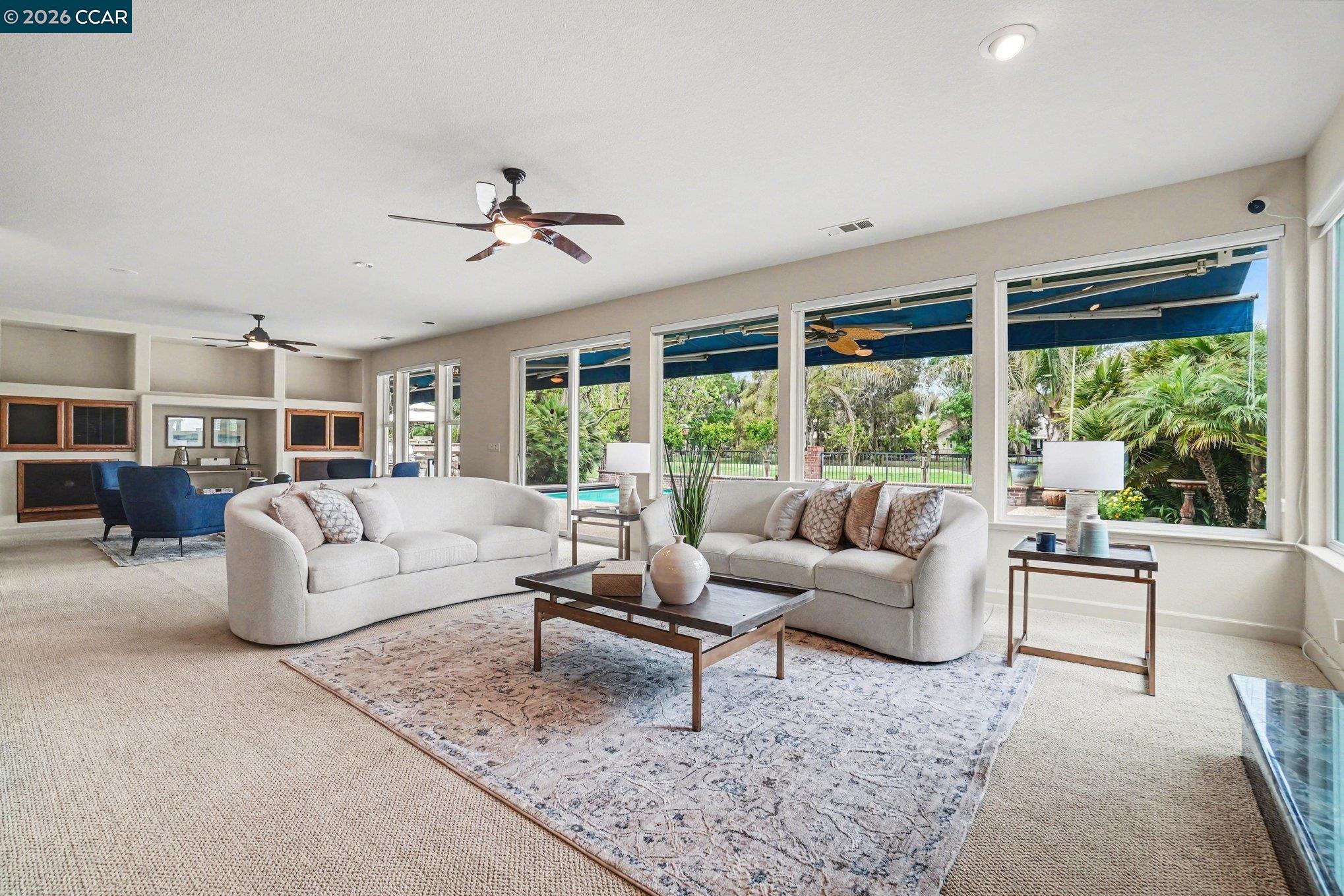 5666 Oakmont Ct