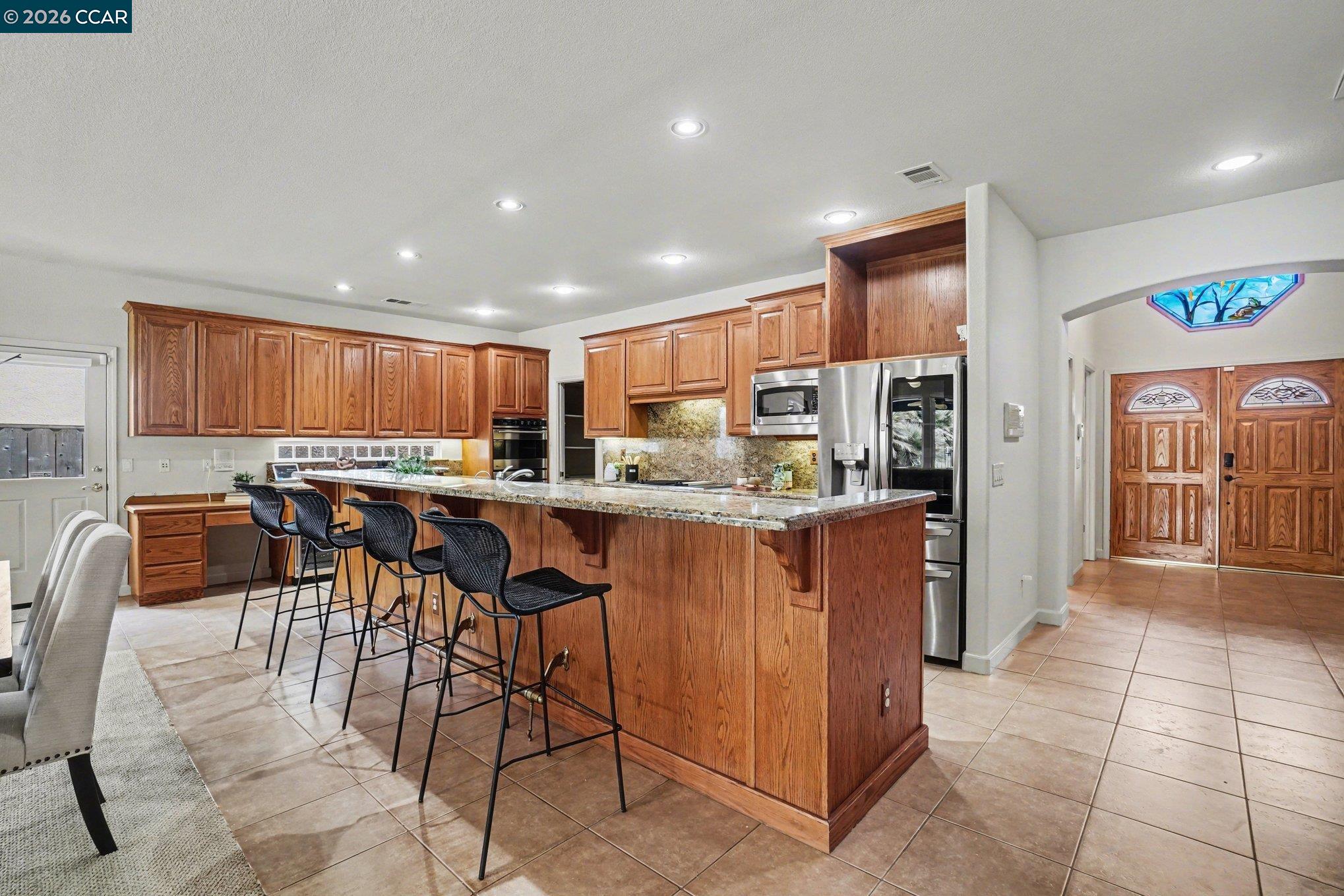 5666 Oakmont Ct
