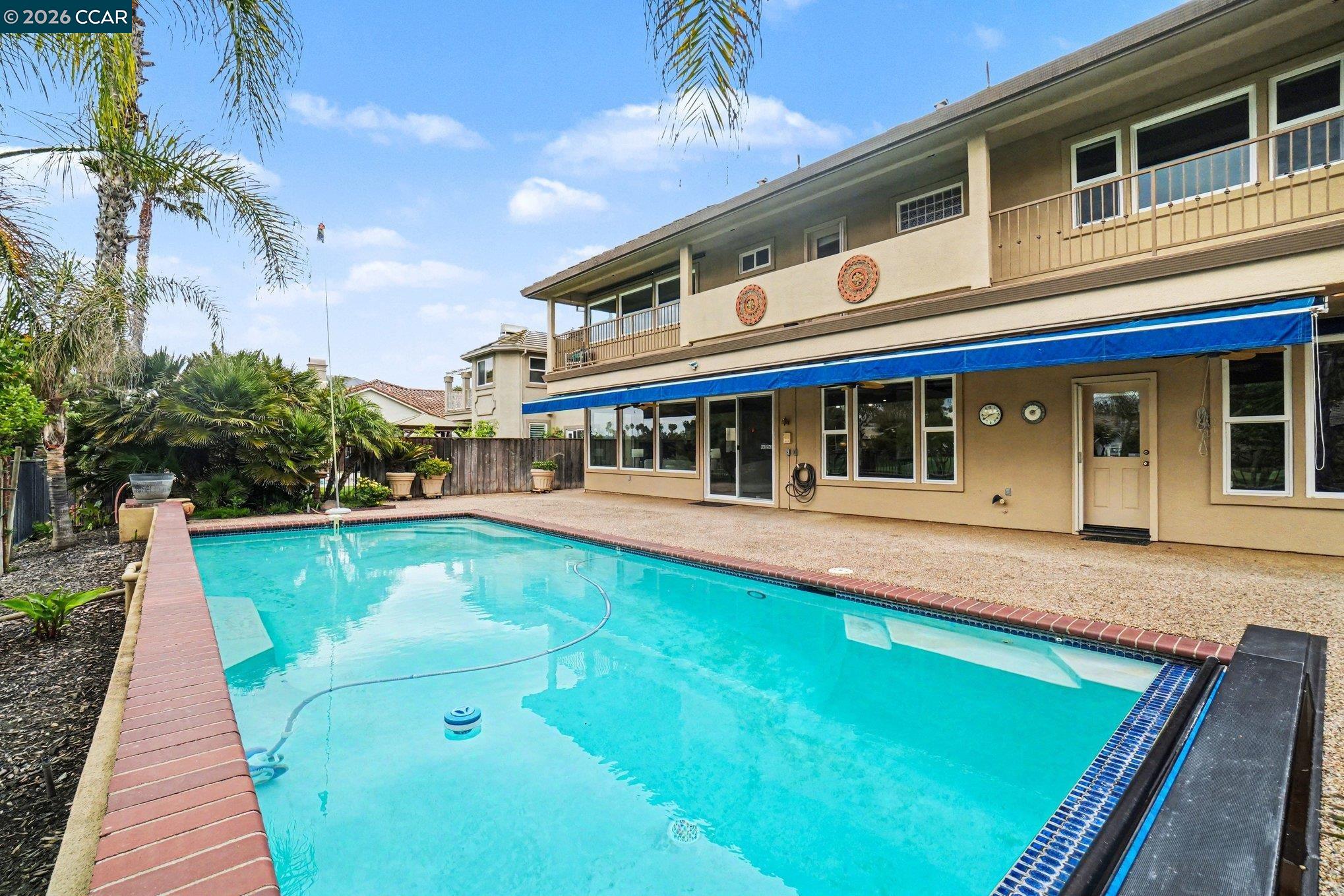 5666 Oakmont Ct