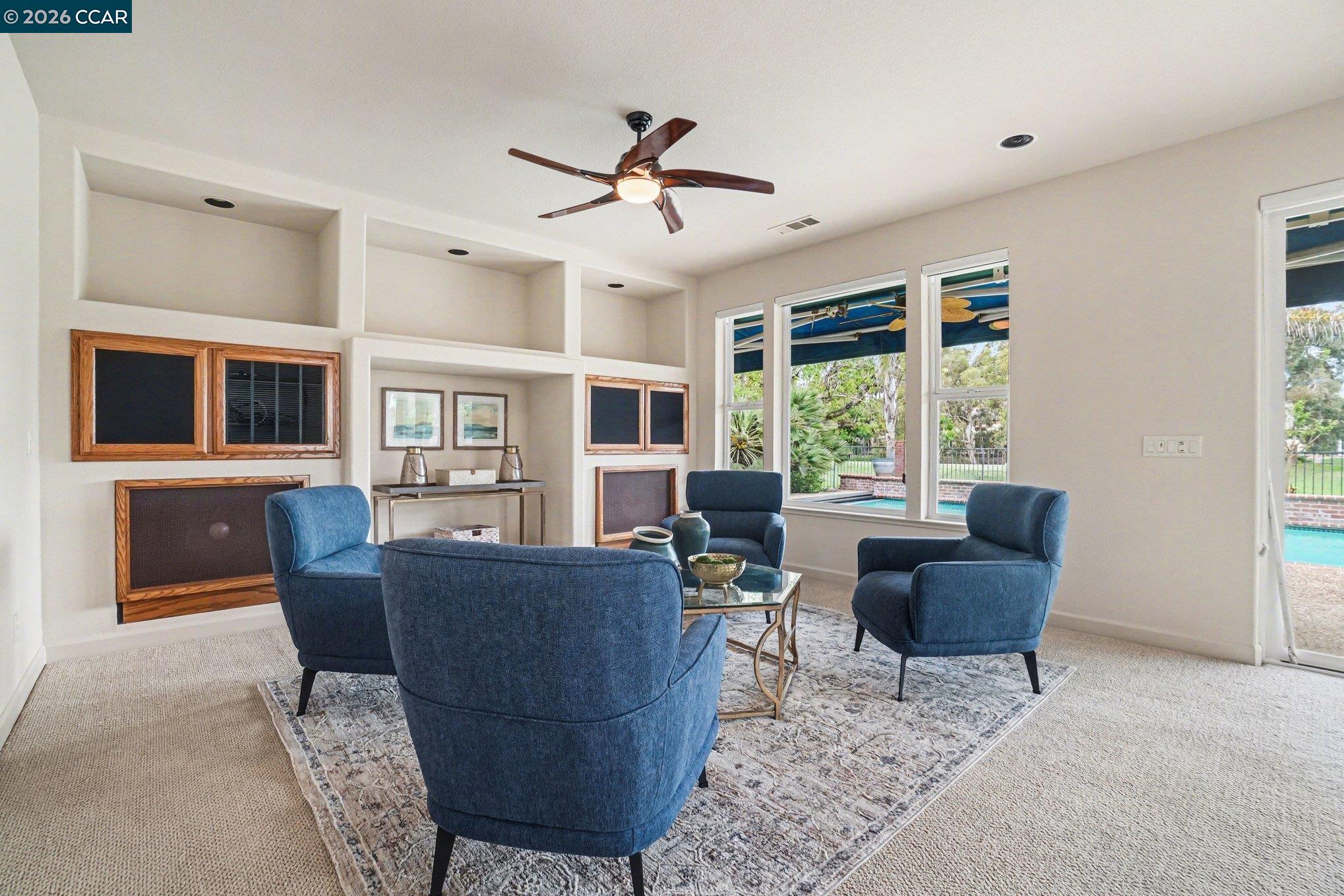 5666 Oakmont Ct