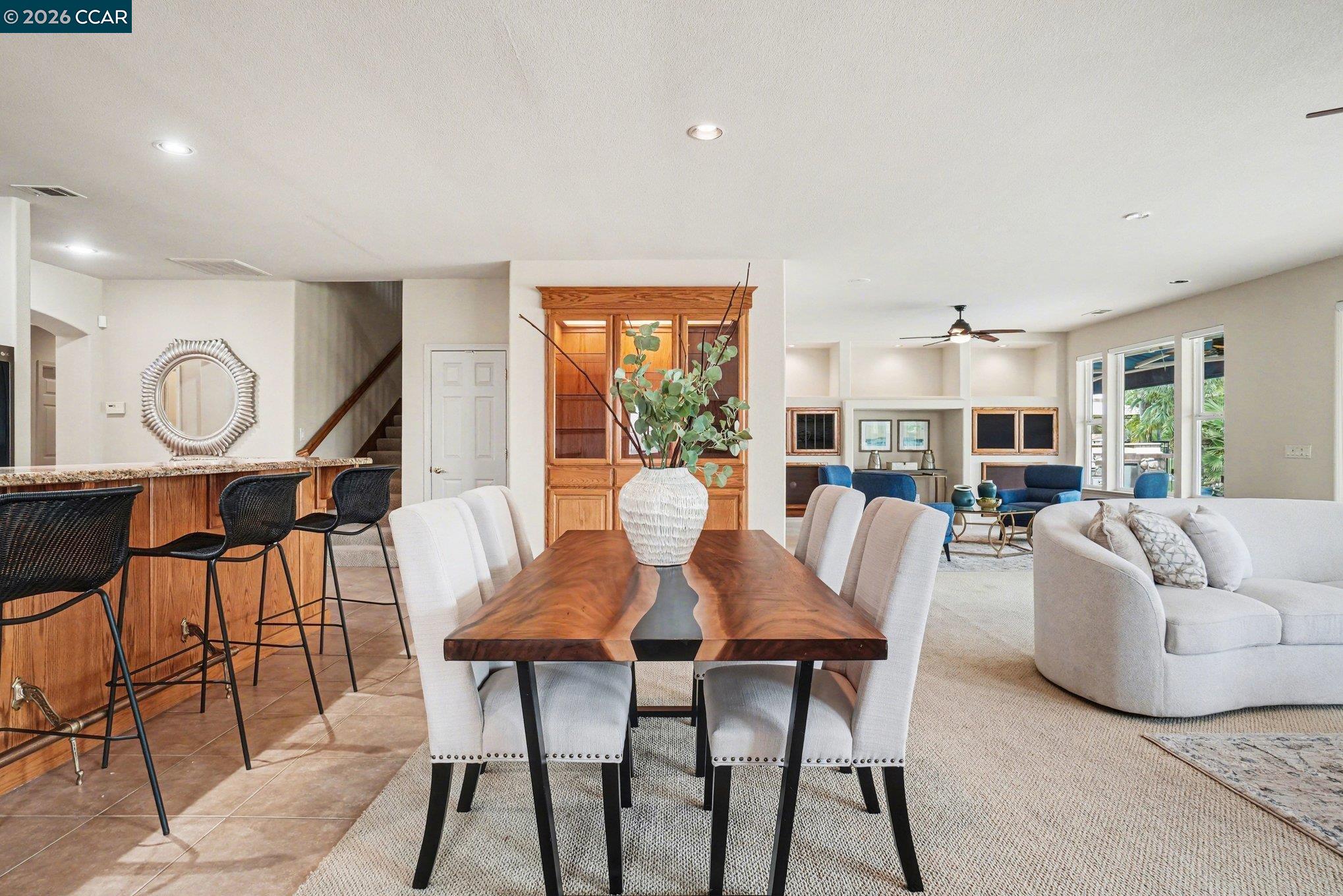 5666 Oakmont Ct