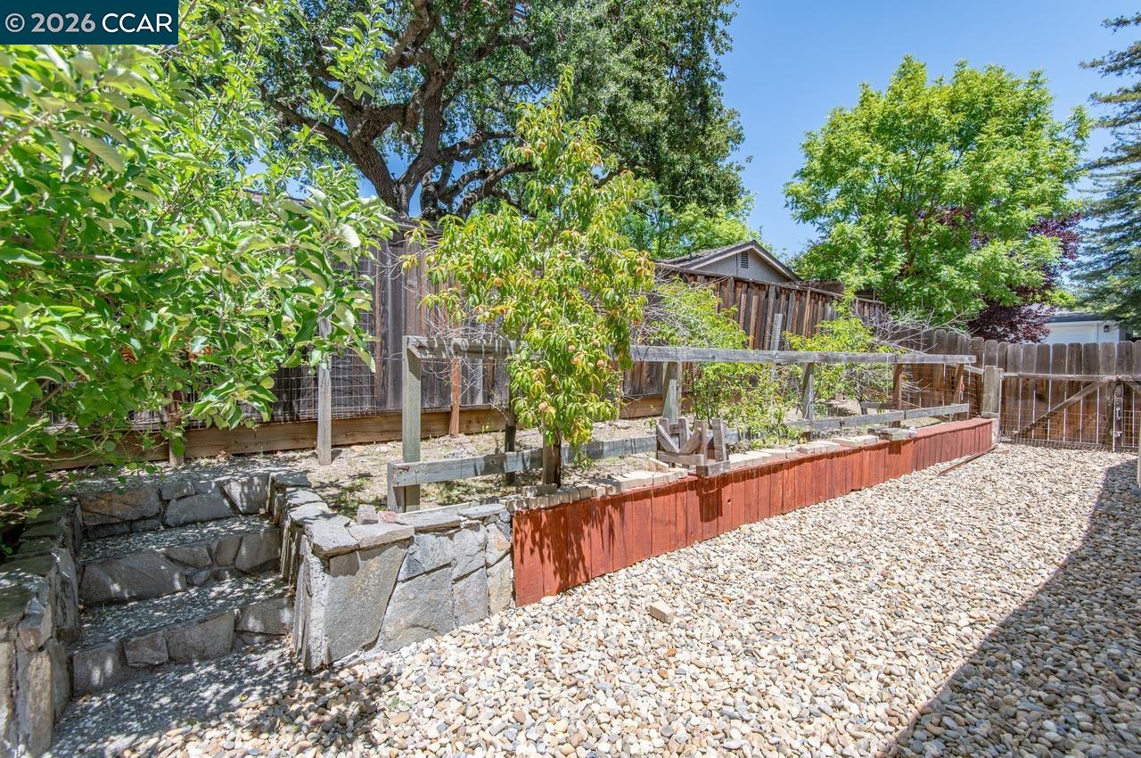 106 Mandala Ct