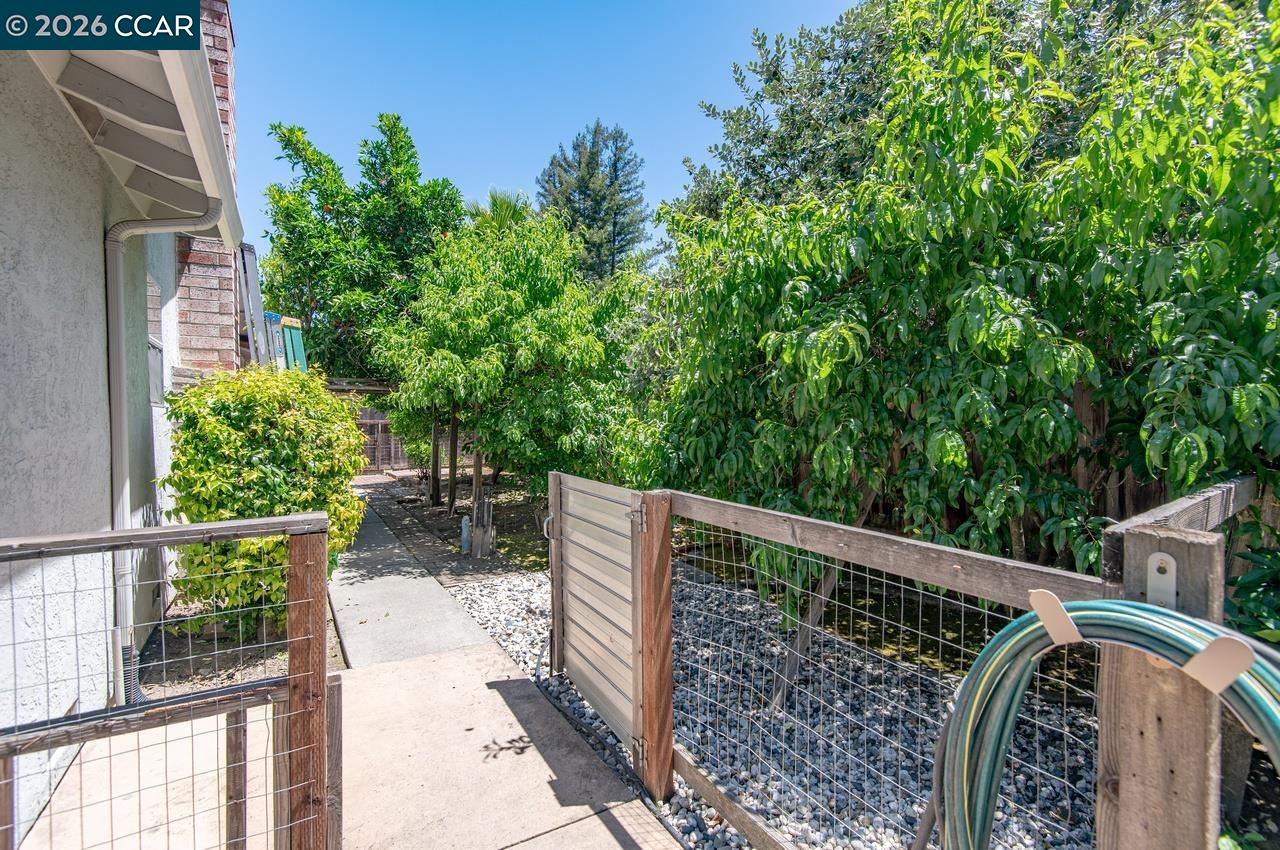 106 Mandala Ct