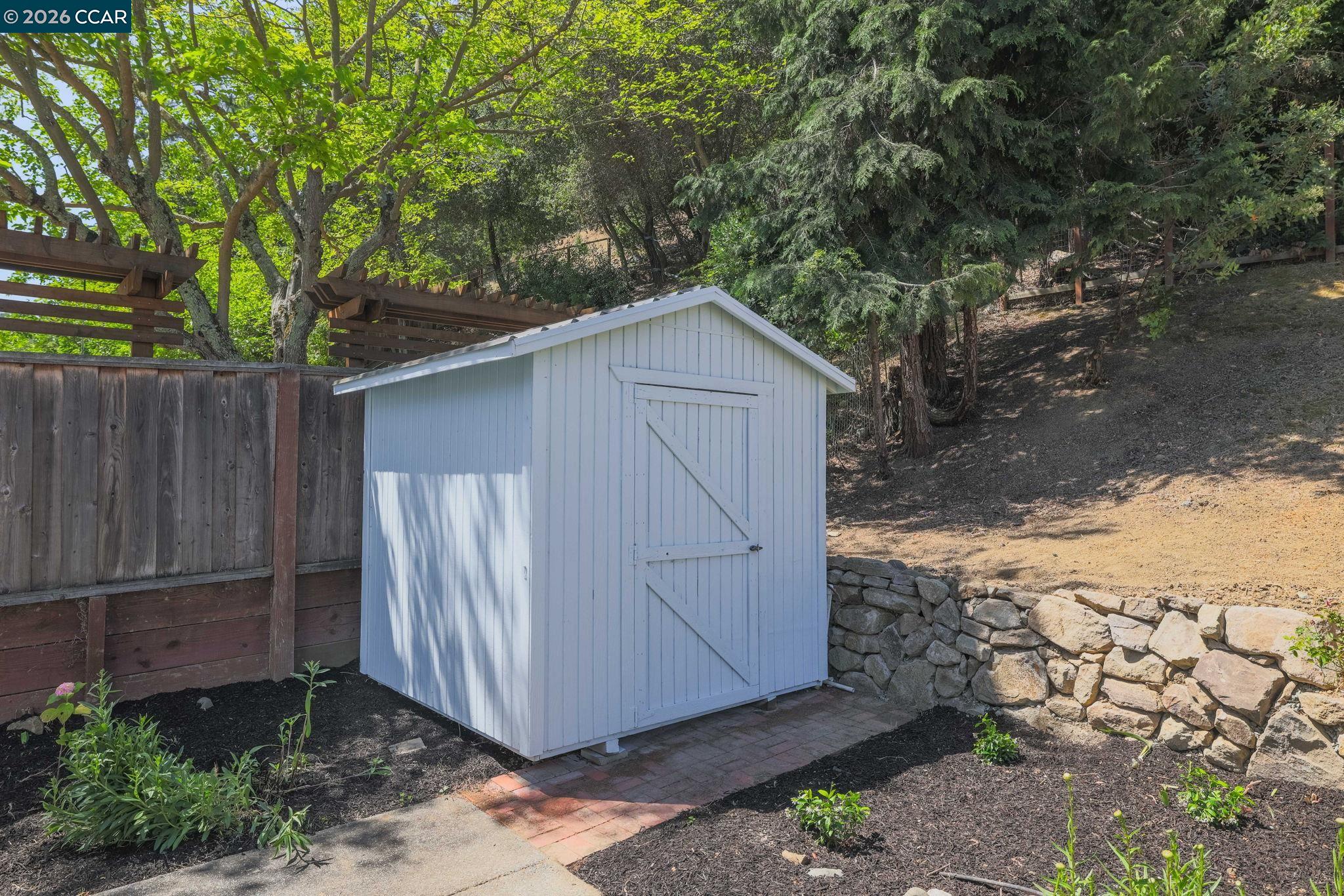 5412 Degnan Dr