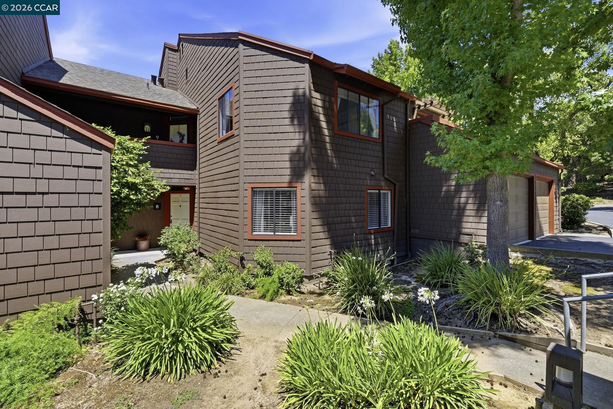 8 Royston Walk