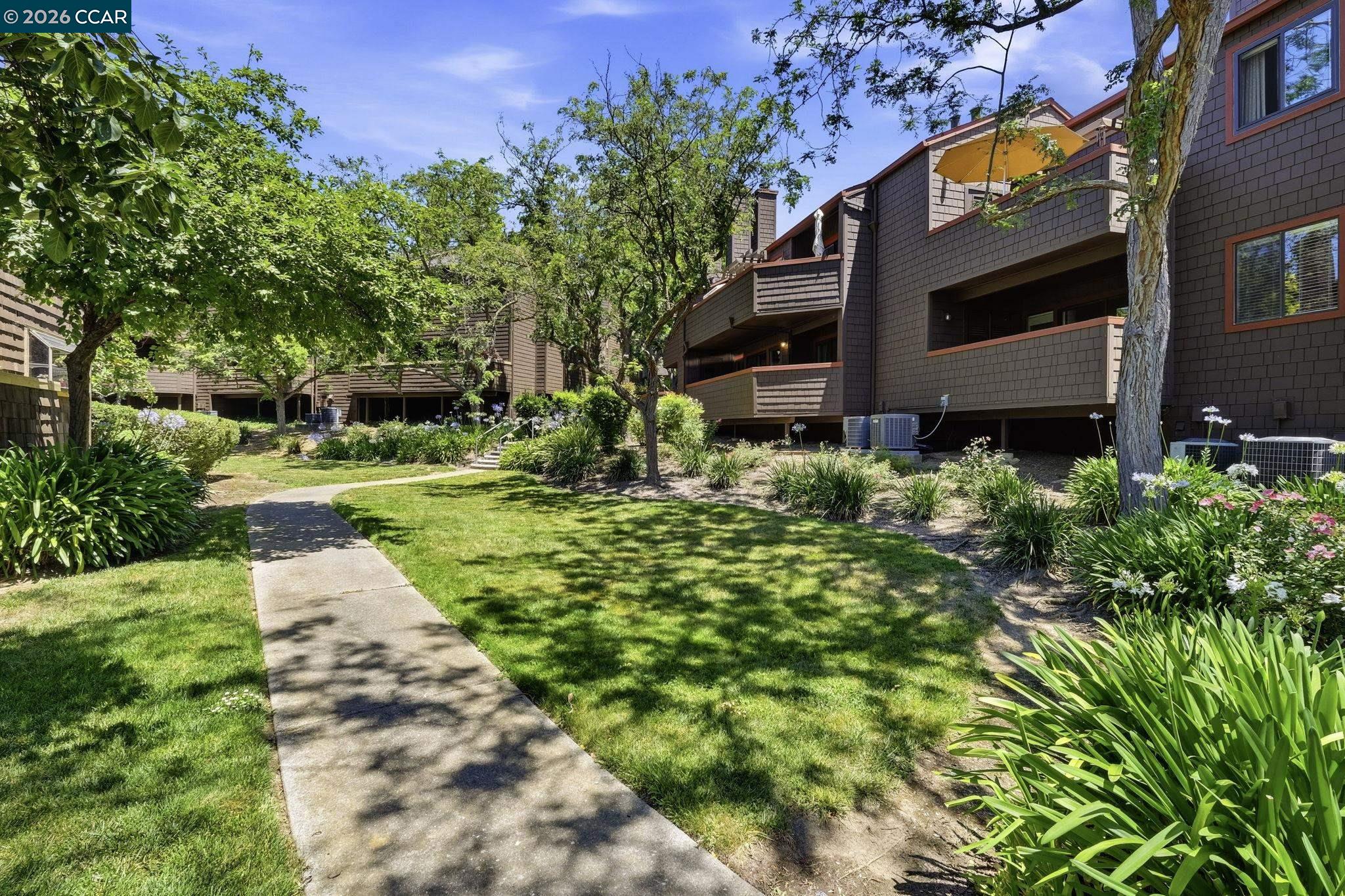 8 Royston Walk