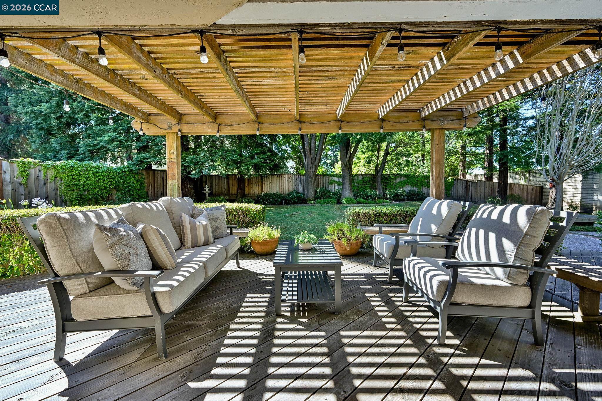900 Woodland Dr