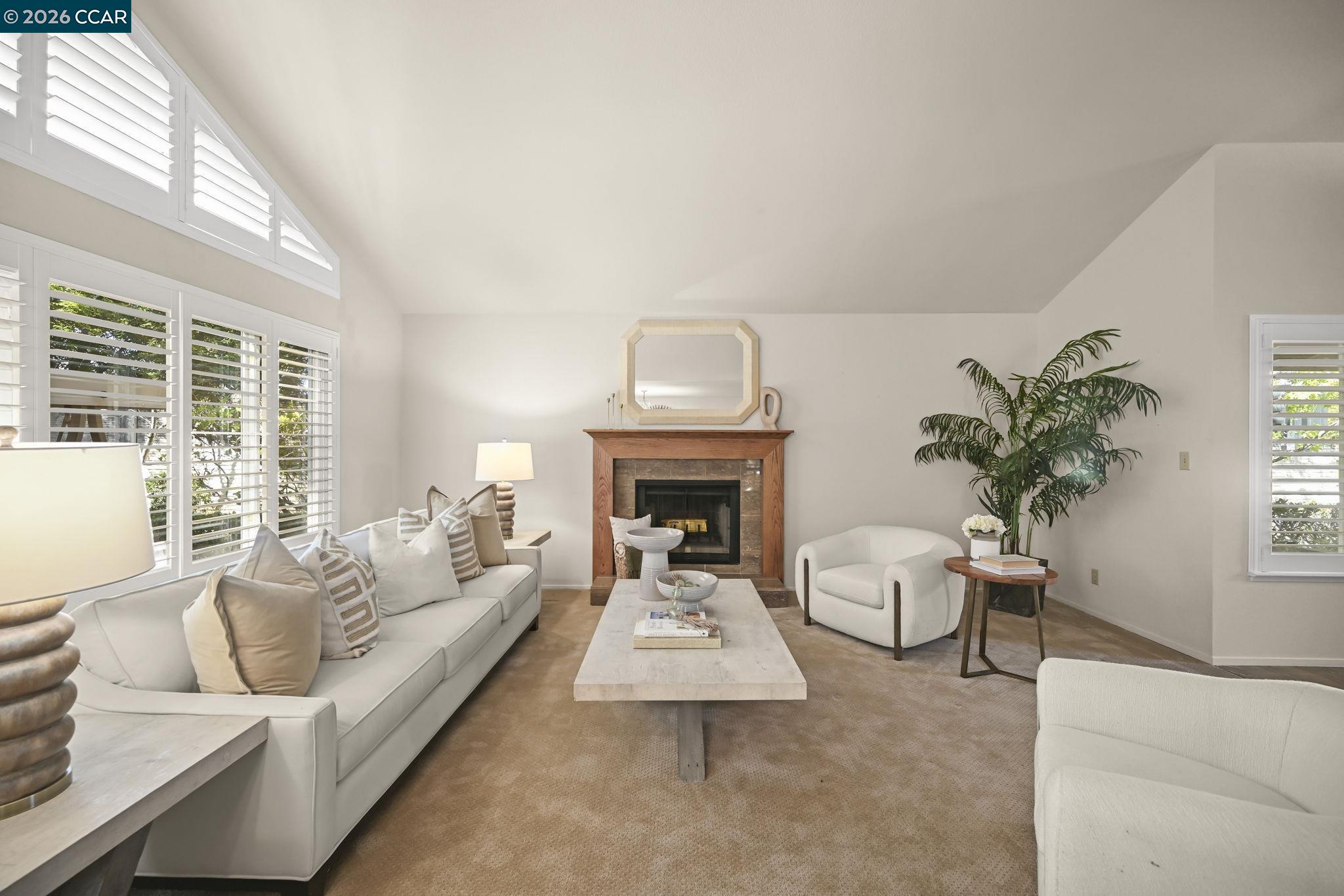 900 Woodland Dr