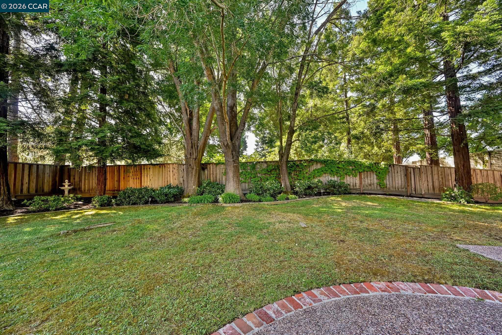 900 Woodland Dr