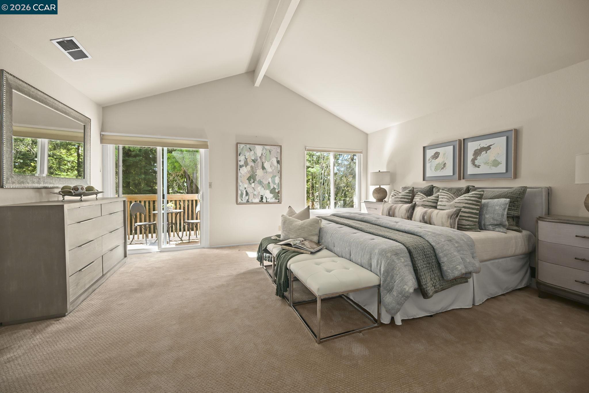 900 Woodland Dr