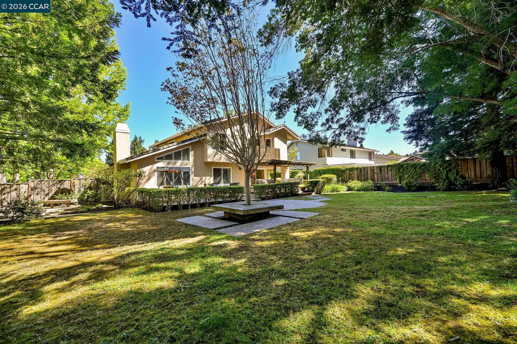 900 Woodland Dr