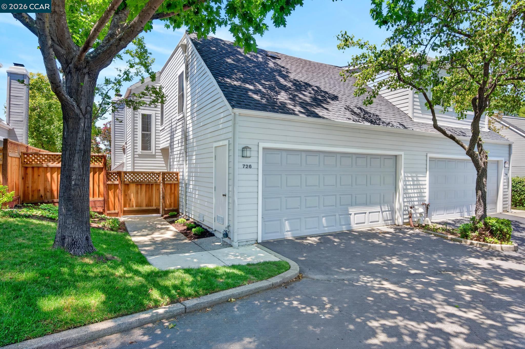 726 Buena Vista Pl