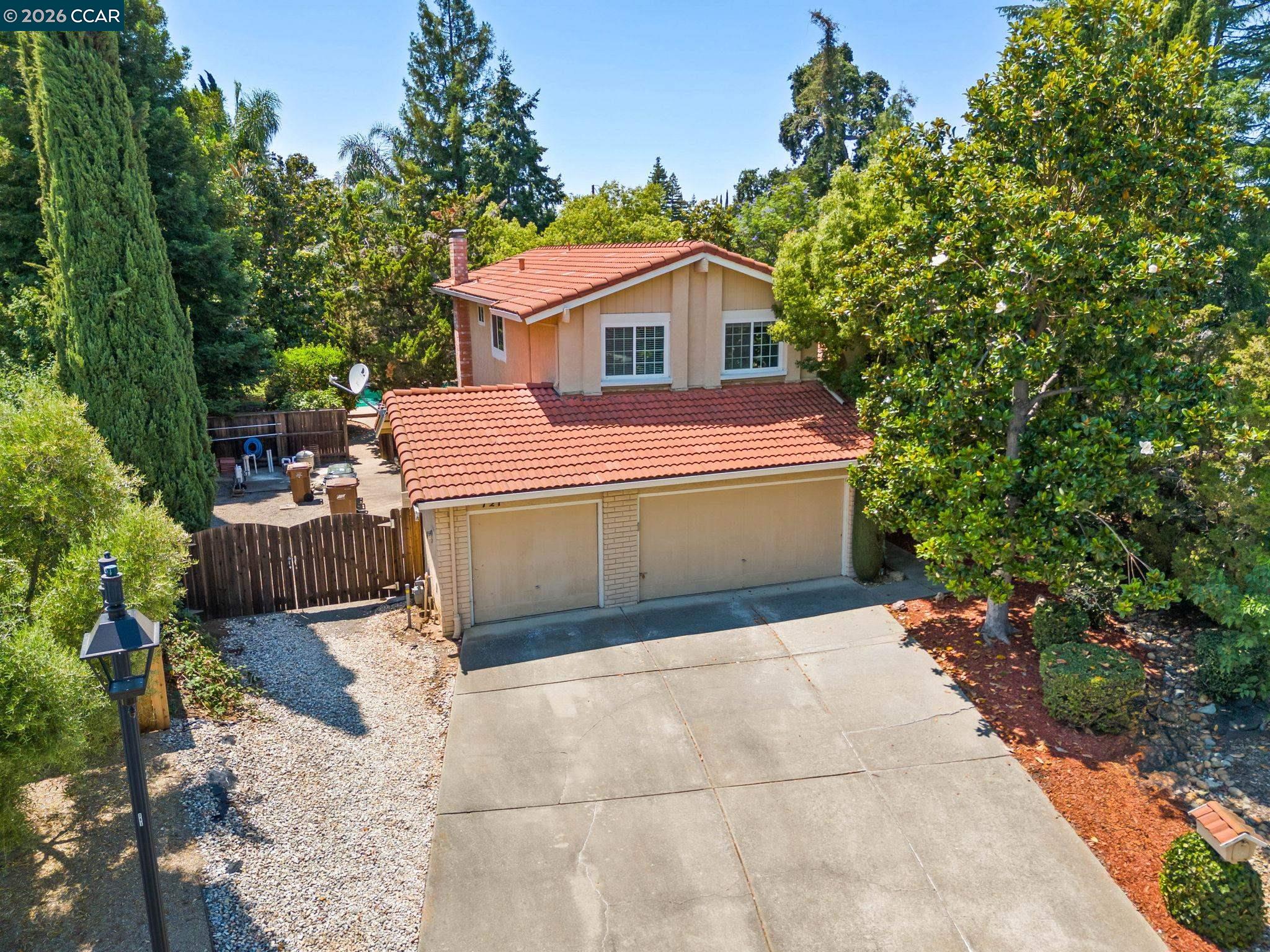 721 Black Point Pl