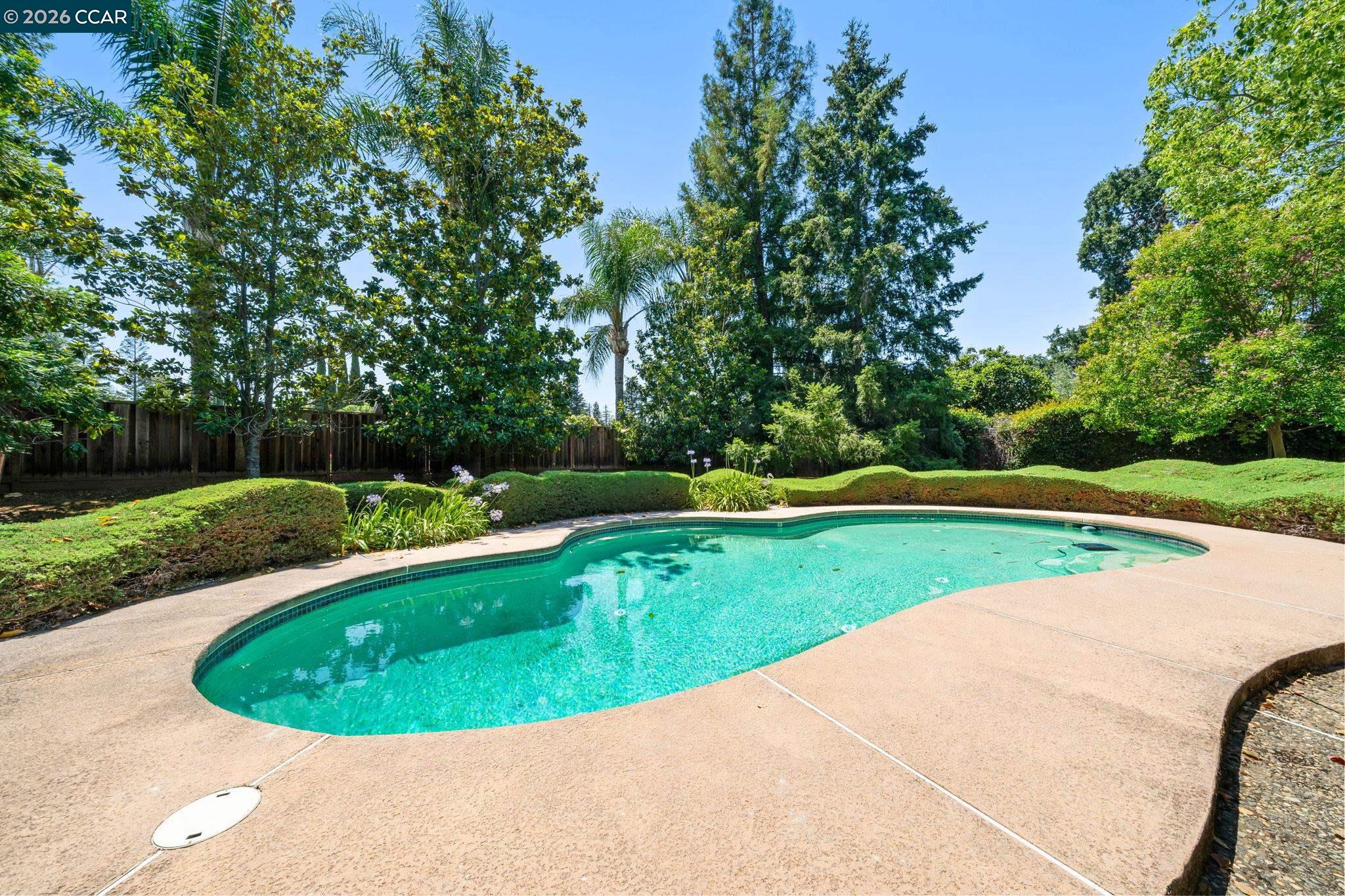 721 Black Point Pl