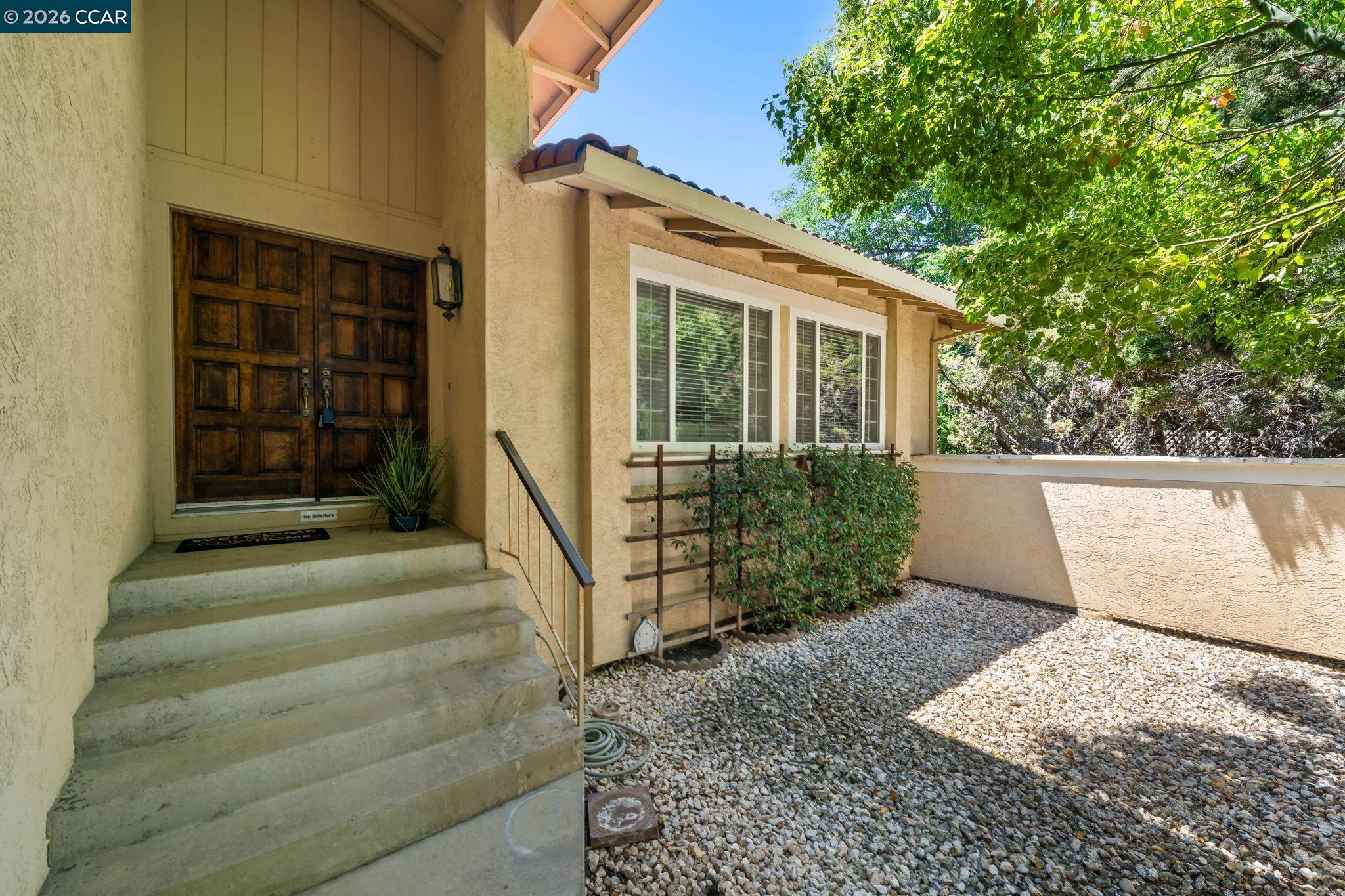 721 Black Point Pl