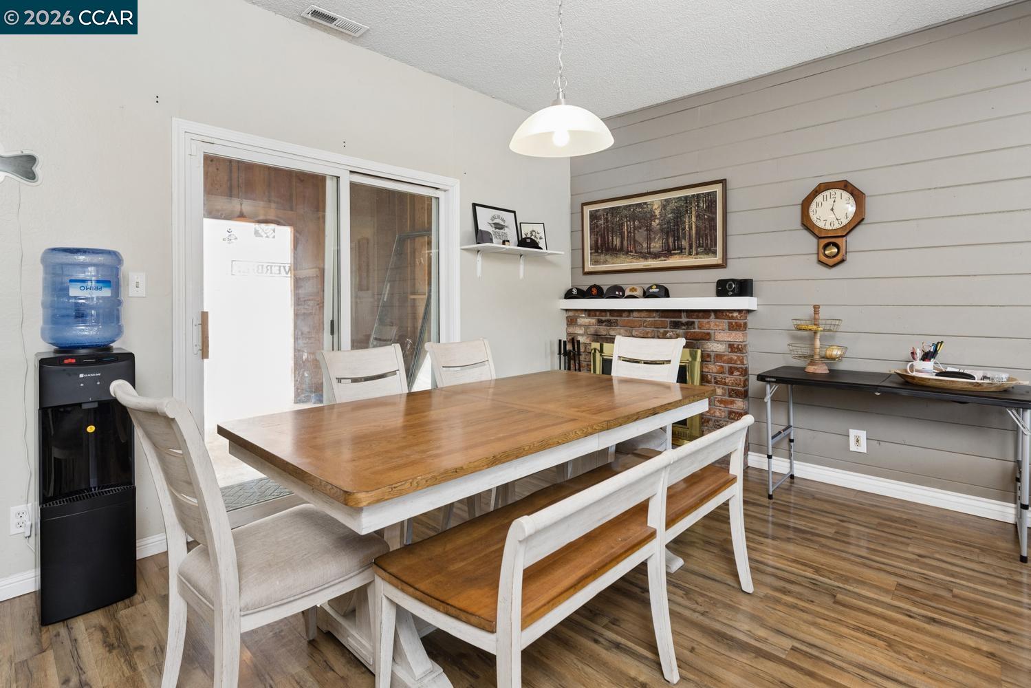 4272 Brentwood Cir