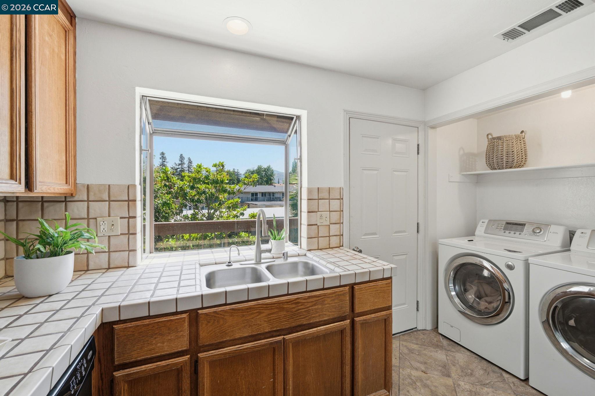 4805 Clayton Rd # 12