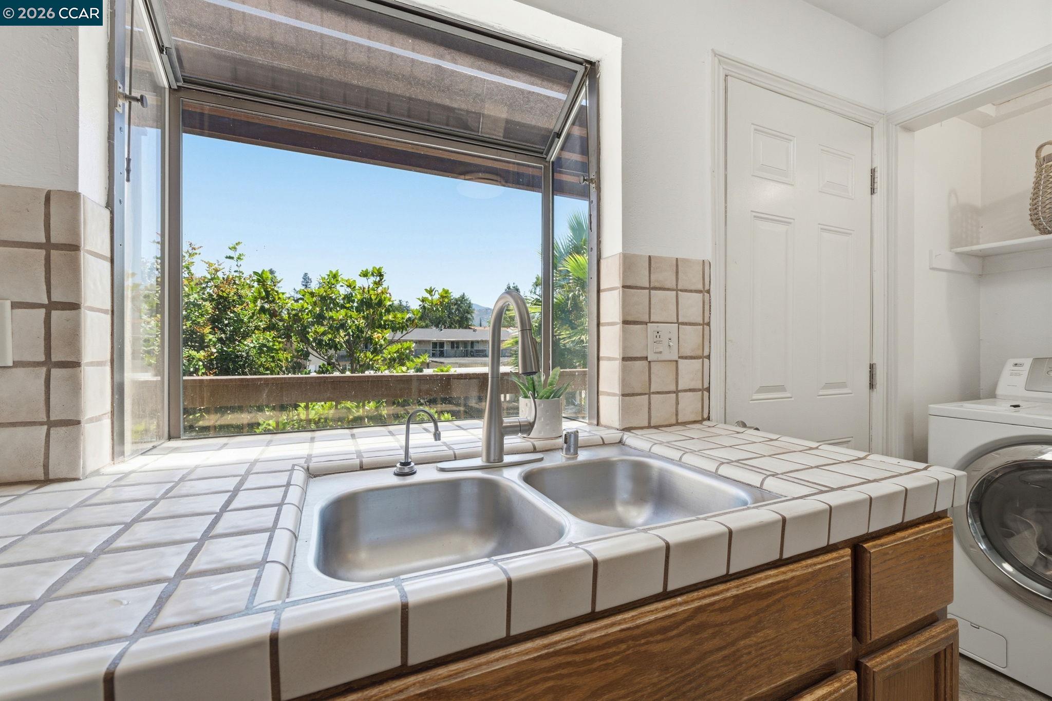 4805 Clayton Rd # 12