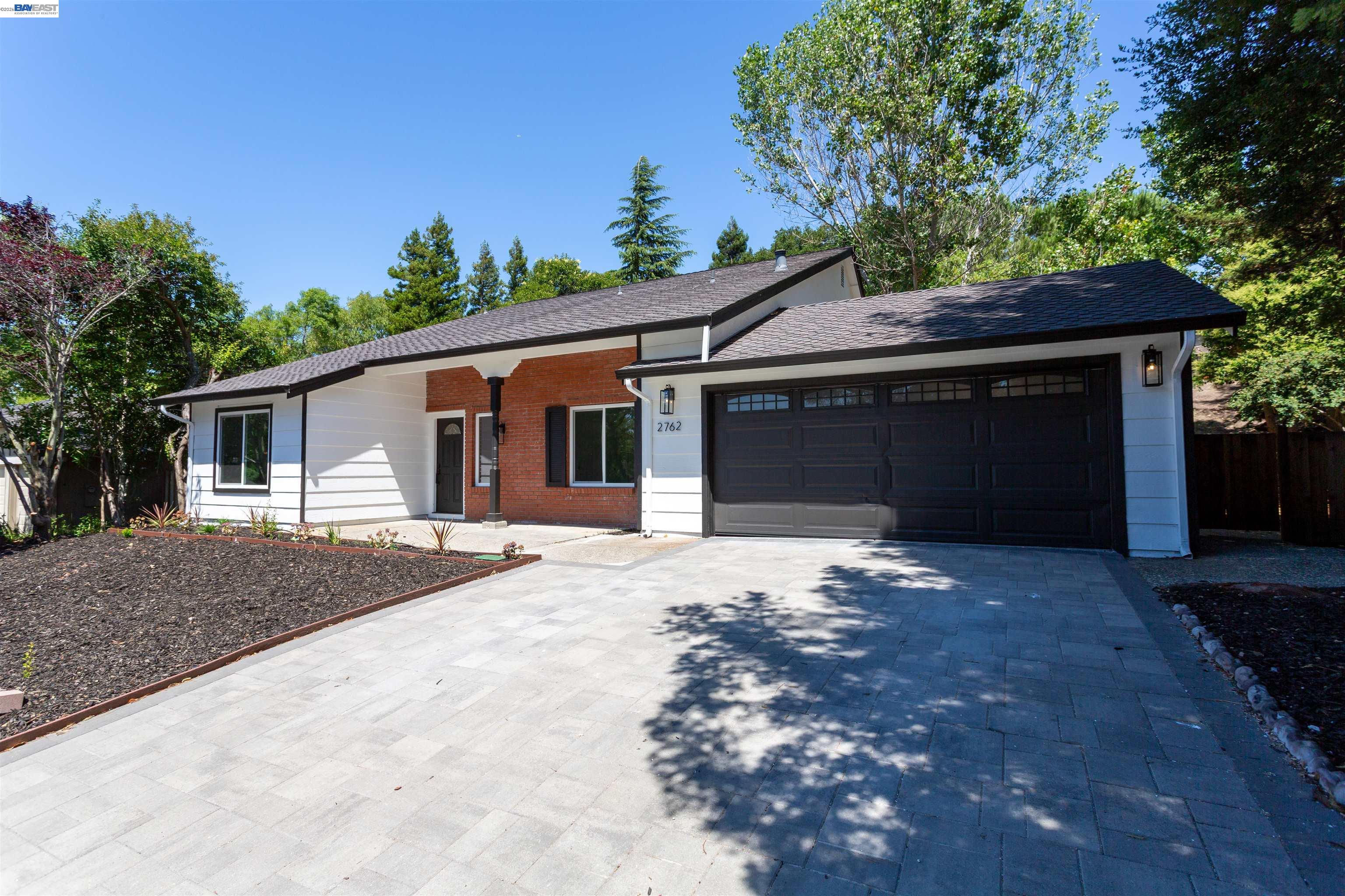 2762 Derby Dr