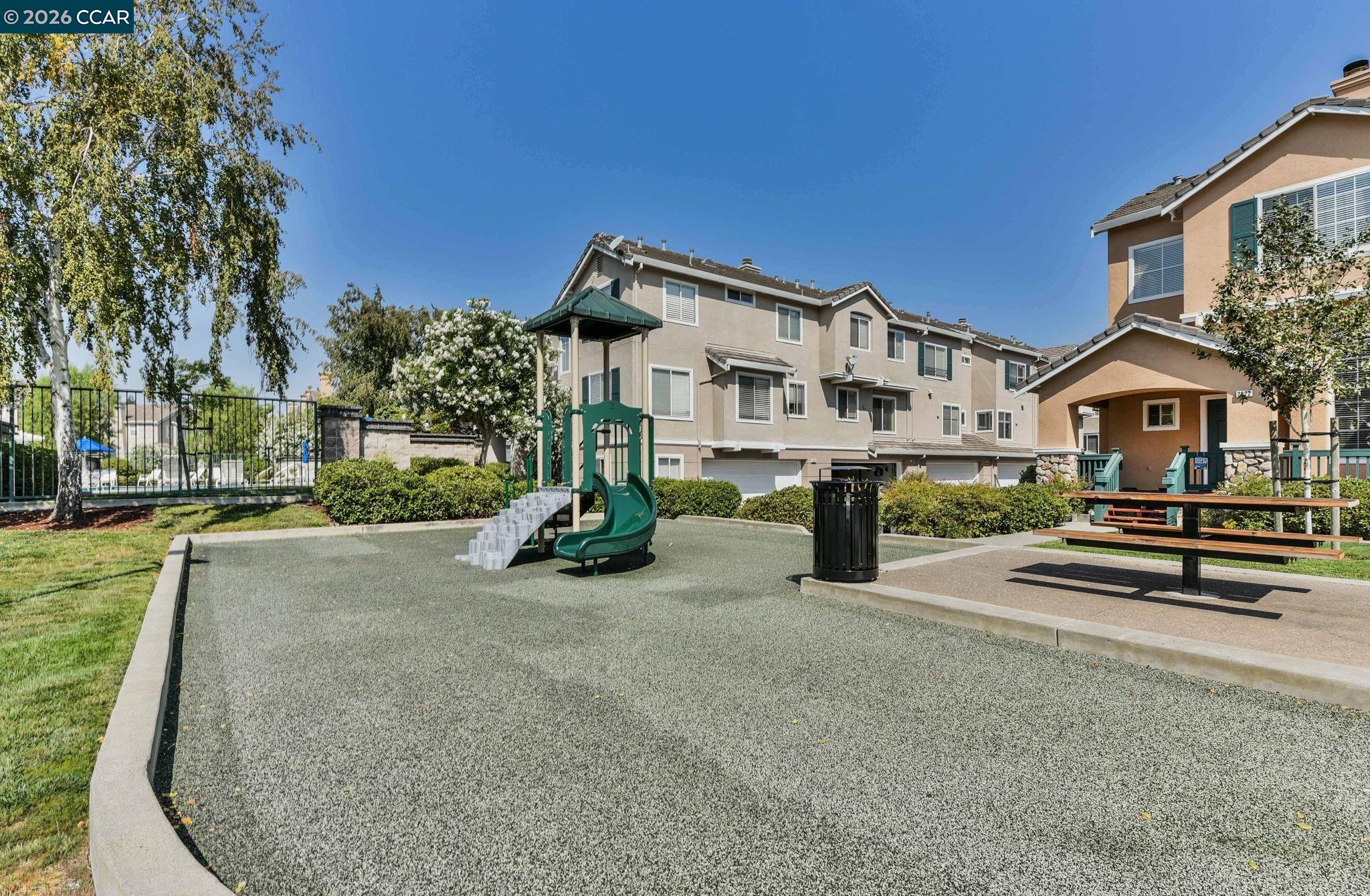 4055 Skylark Lane