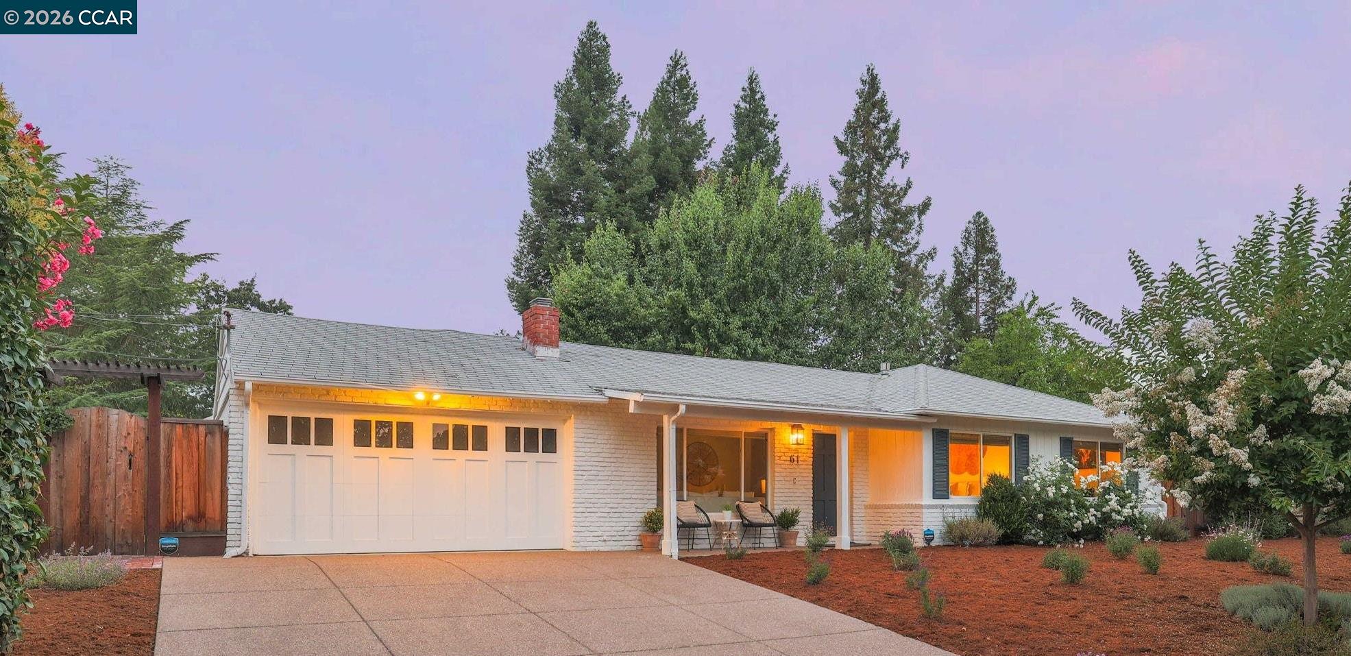 61 Carlos Ct