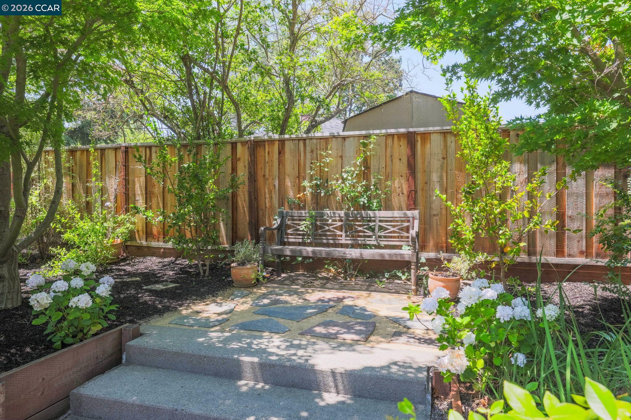 61 Carlos Ct