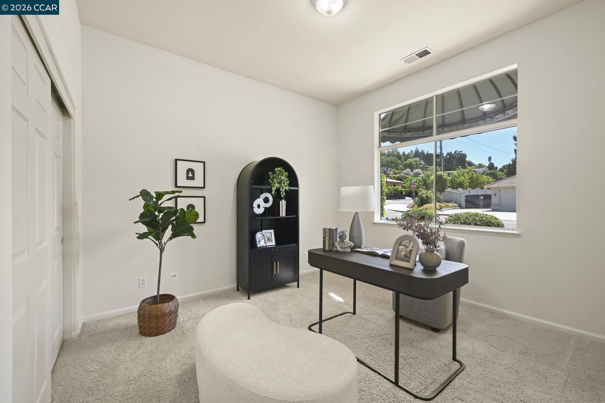 1895 Renee Way