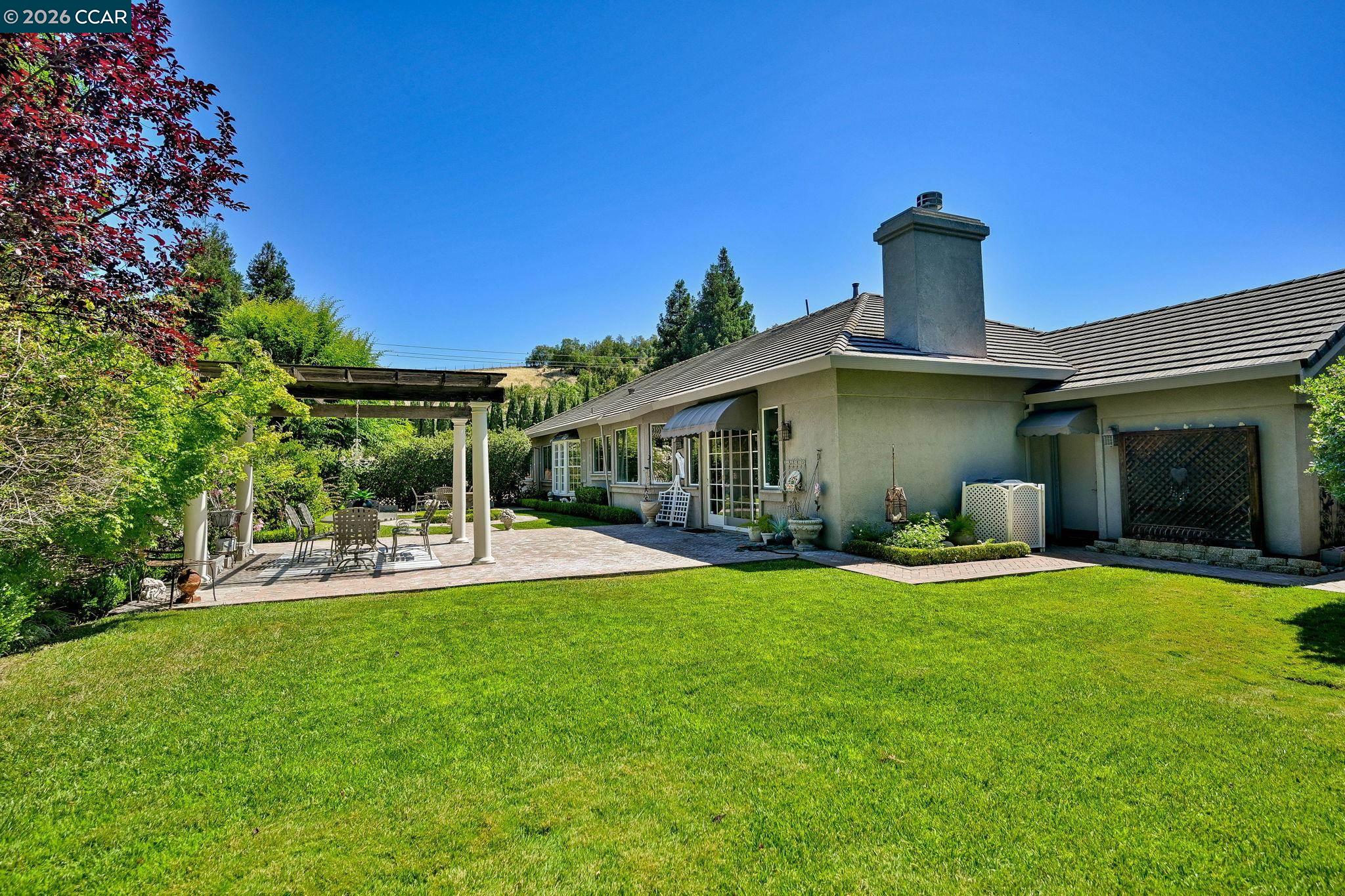 1895 Renee Way