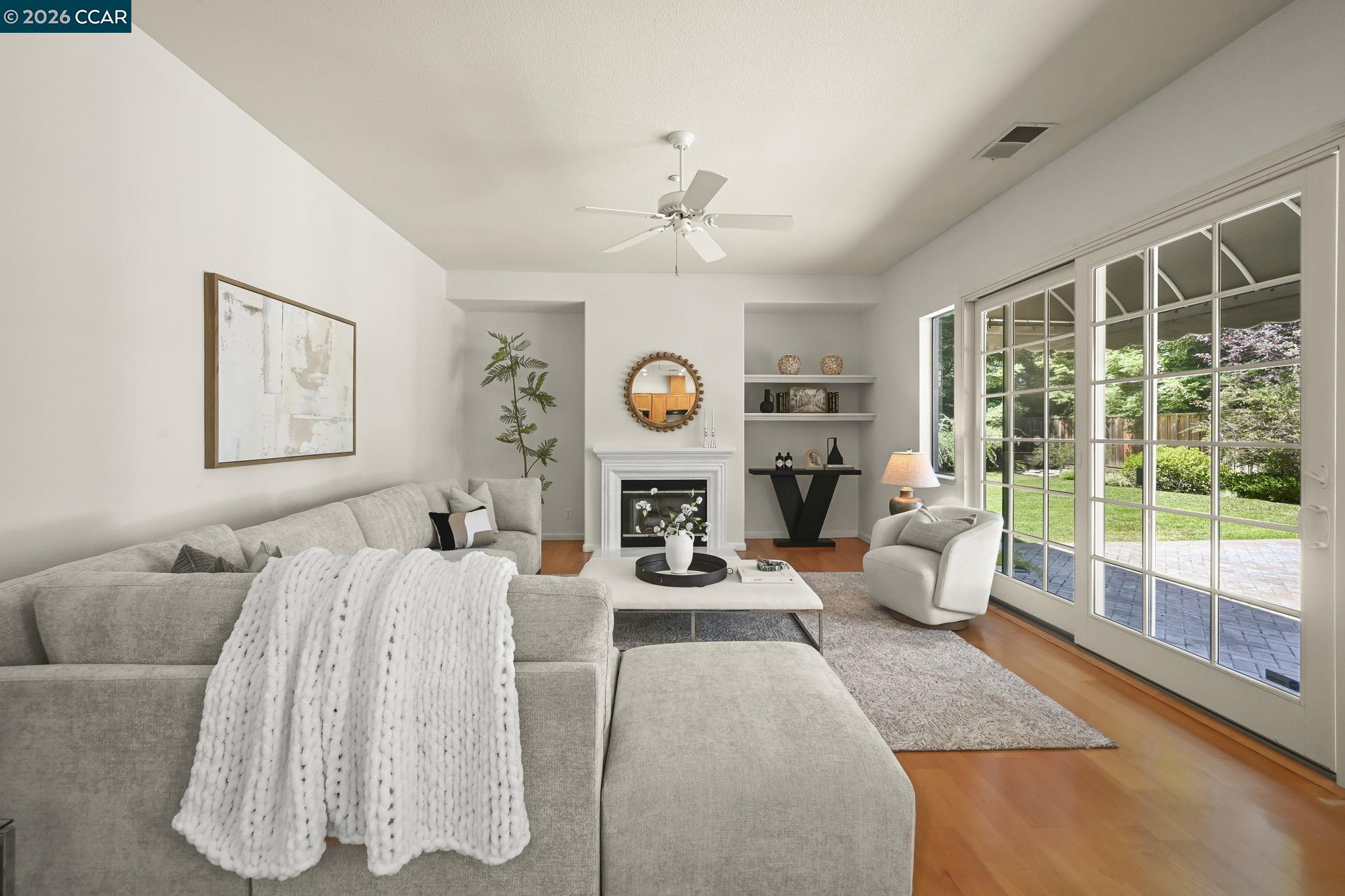 1895 Renee Way