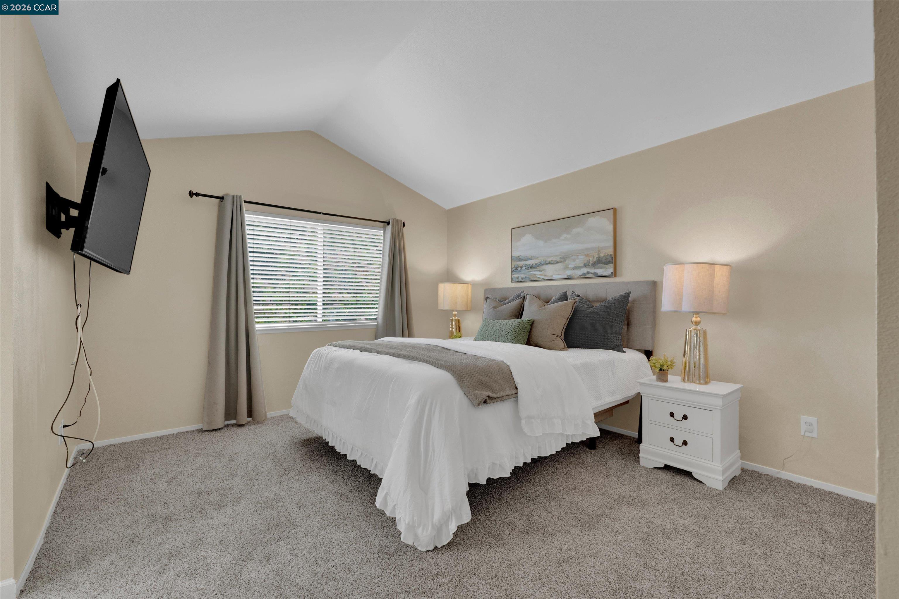 400 Devon Ct