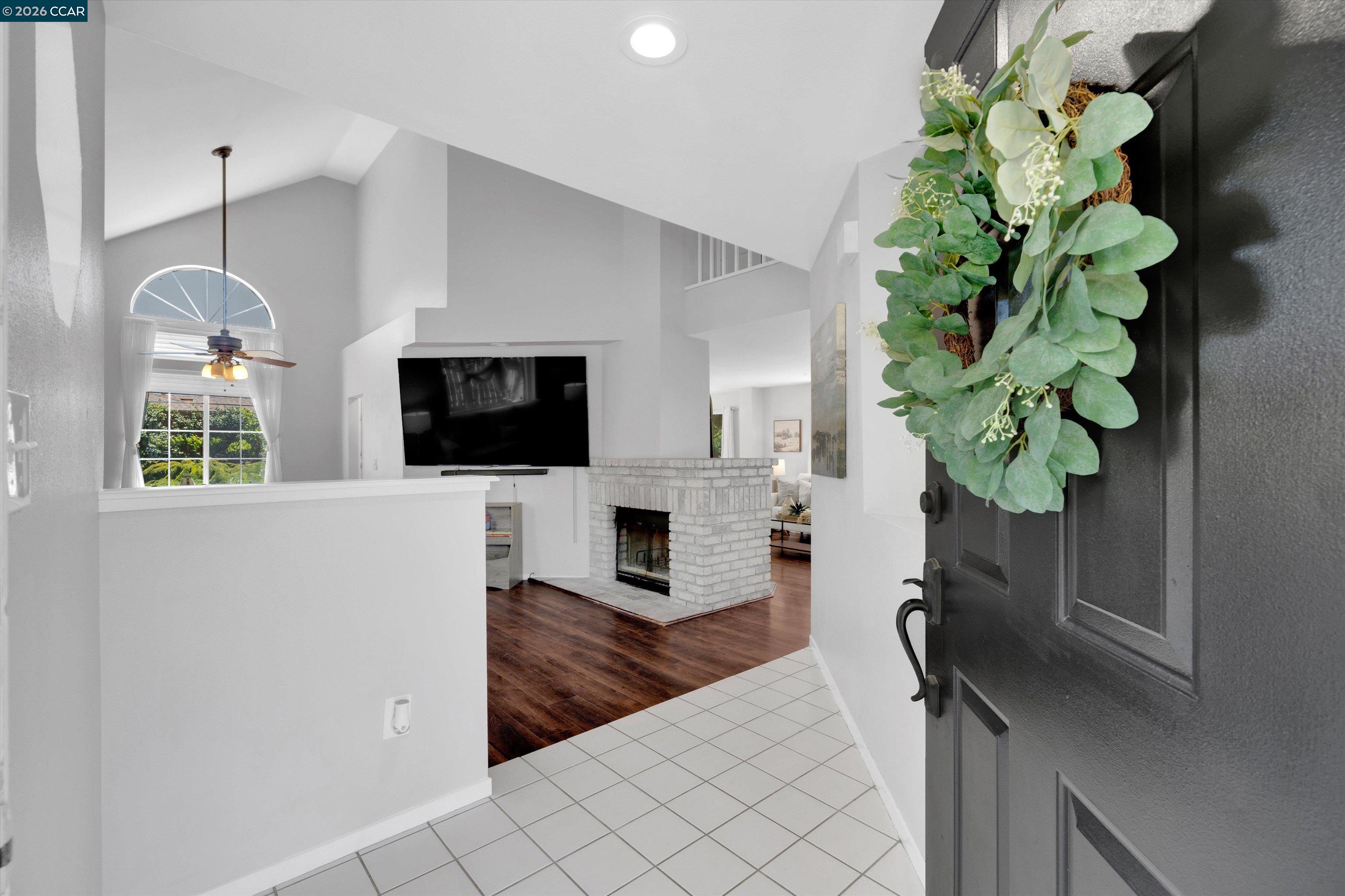 400 Devon Ct